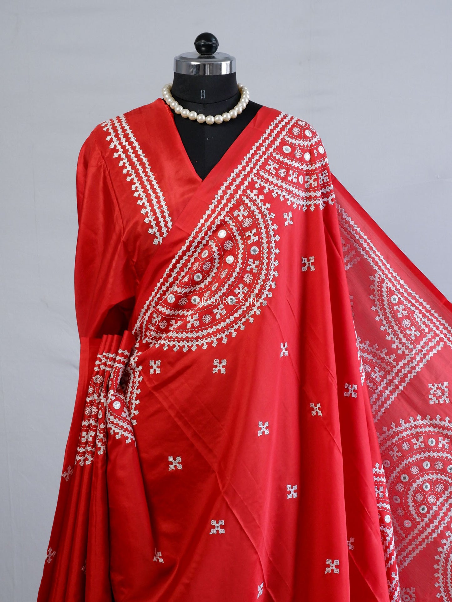 Kutchi/Gujarati Stitch Hand Embroidered Saree | Art Silk | Foil Mirror | Red