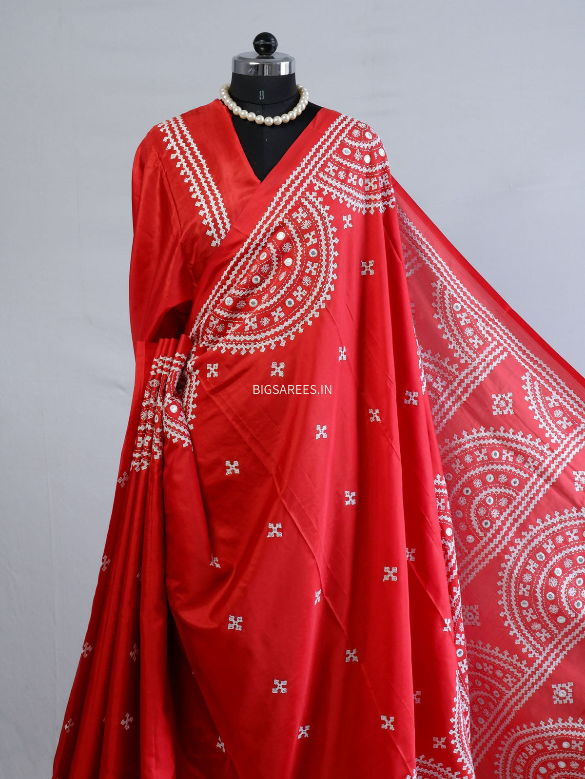 Kutchi/Gujarati Stitch Hand Embroidered Saree | Art Silk | Foil Mirror | Red