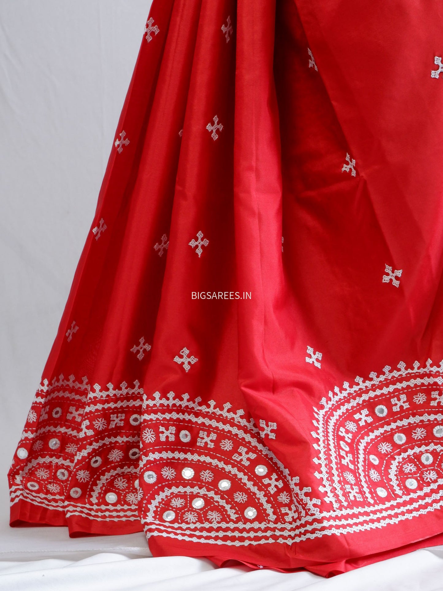 Kutchi/Gujarati Stitch Hand Embroidered Saree | Art Silk | Foil Mirror | Red