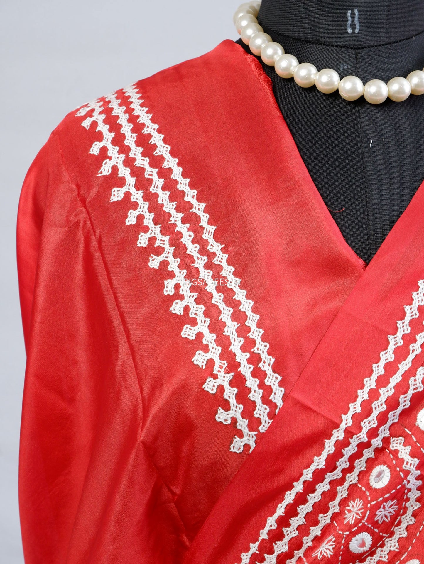 Kutchi/Gujarati Stitch Hand Embroidered Saree | Art Silk | Foil Mirror | Red