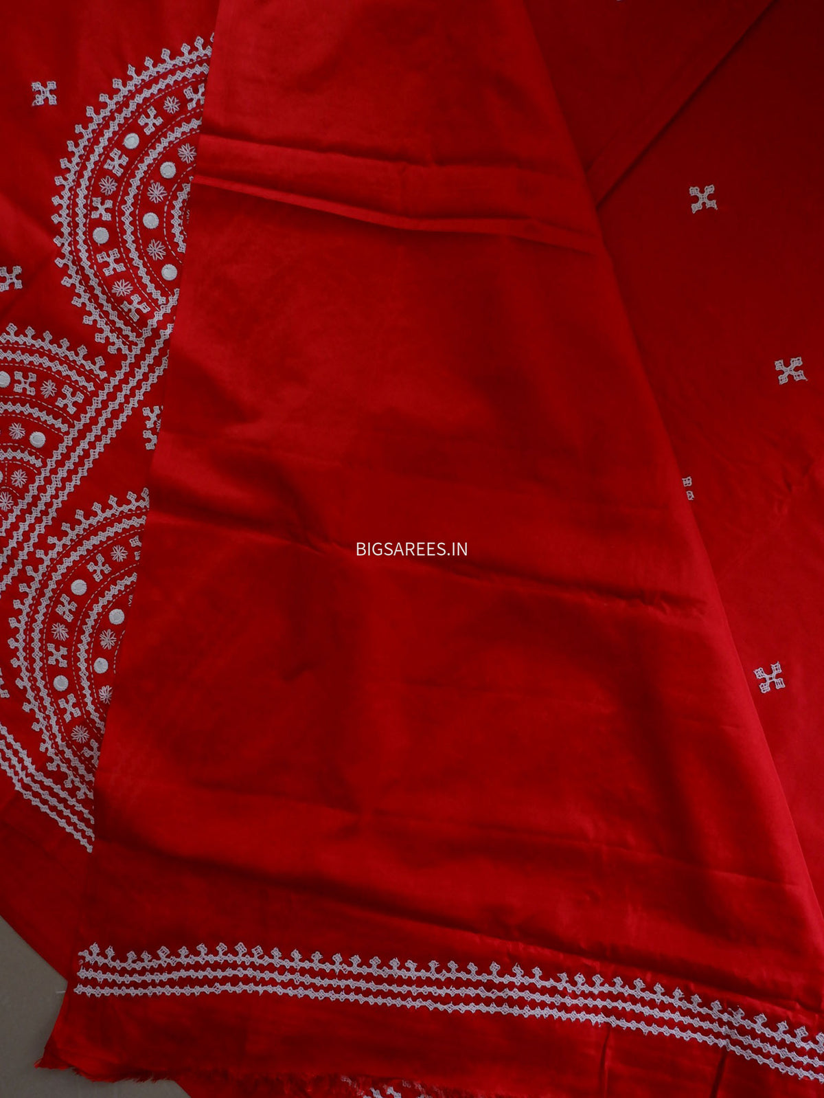Kutchi/Gujarati Stitch Hand Embroidered Saree | Art Silk | Foil Mirror | Red