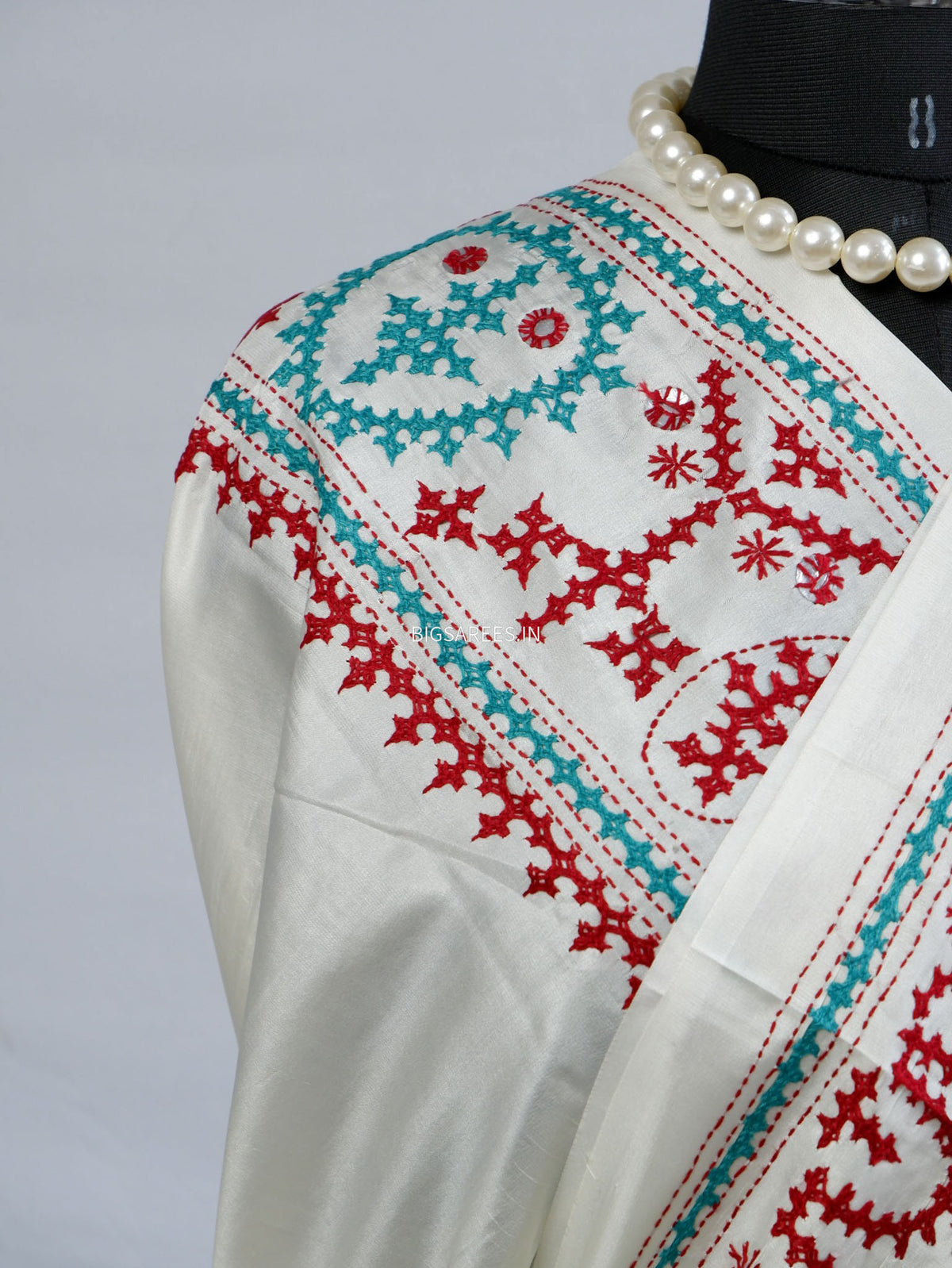 Kutchi/Gujarati Stitch Hand Embroidered Saree | Art Silk | Foil Mirror | White