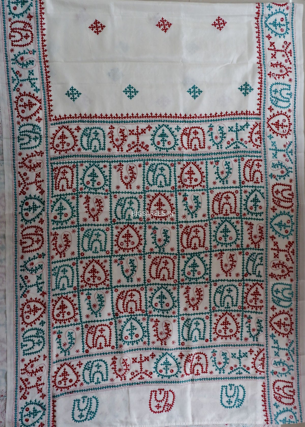 Kutchi/Gujarati Stitch Hand Embroidered Saree | Art Silk | Foil Mirror | White