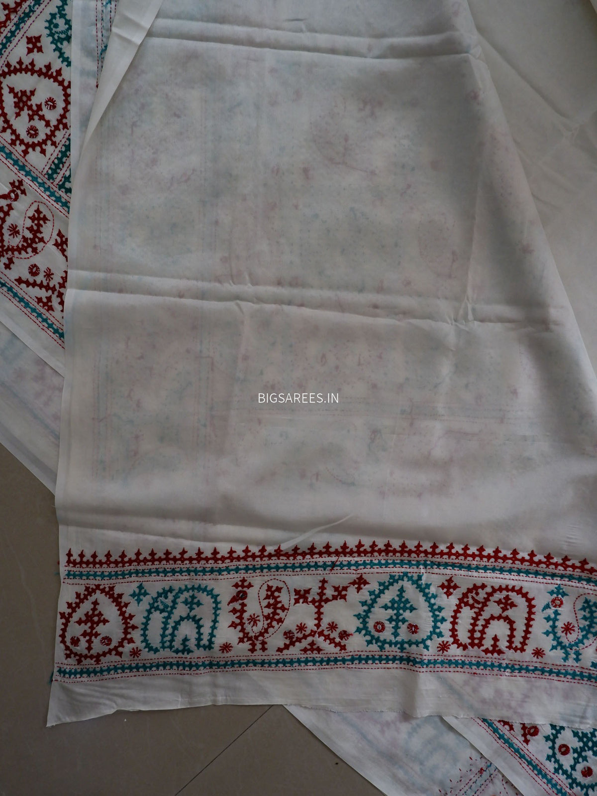 Kutchi/Gujarati Stitch Hand Embroidered Saree | Art Silk | Foil Mirror | White