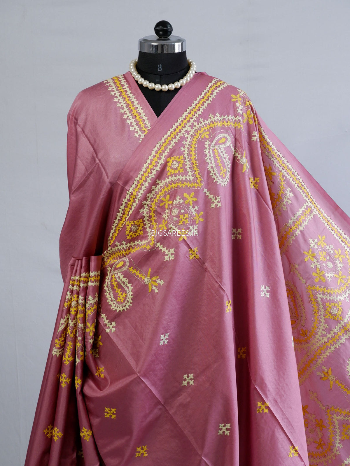 Kutchi/Gujarati Stitch Hand Embroidered Saree | Art Silk | Pink