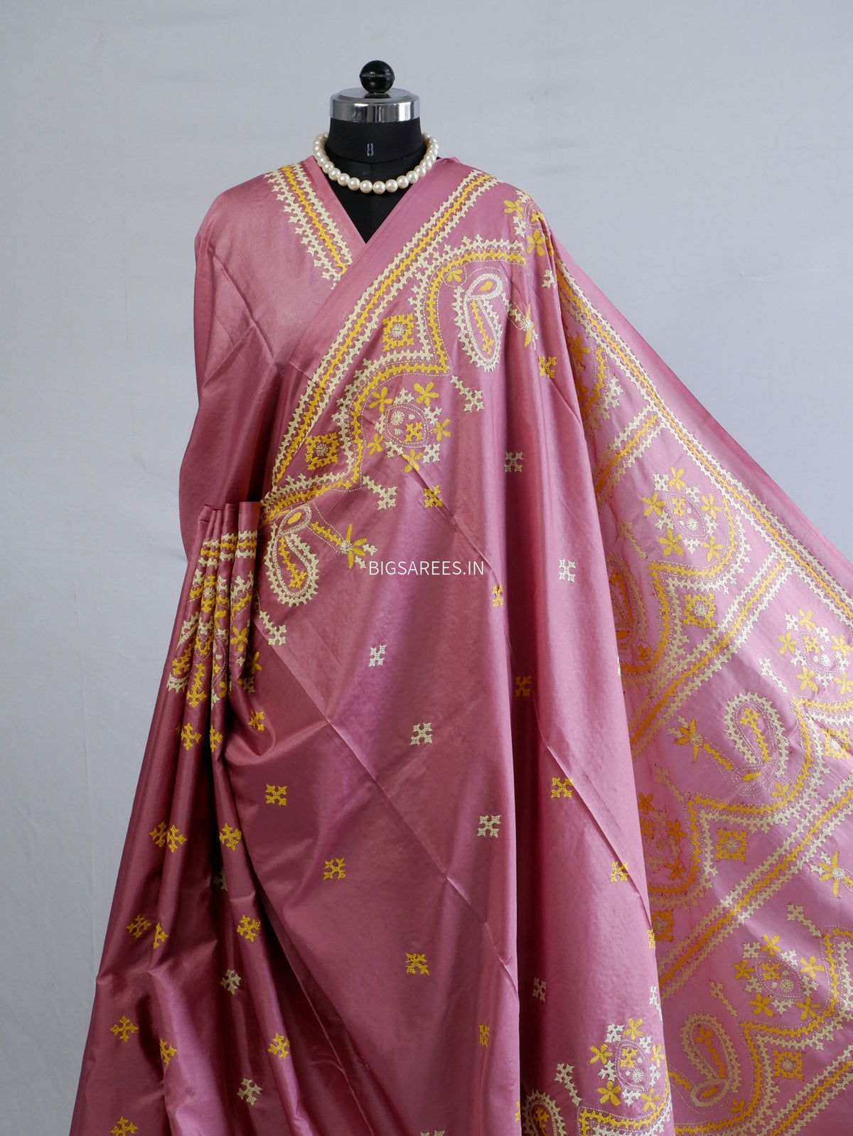 Kutchi/Gujarati Stitch Hand Embroidered Saree | Art Silk | Pink