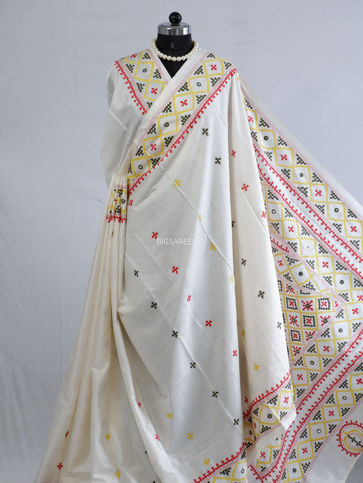Kutchi/Gujarati Stitch Hand Embroidered Saree | Art Silk | Foil Mirror | White