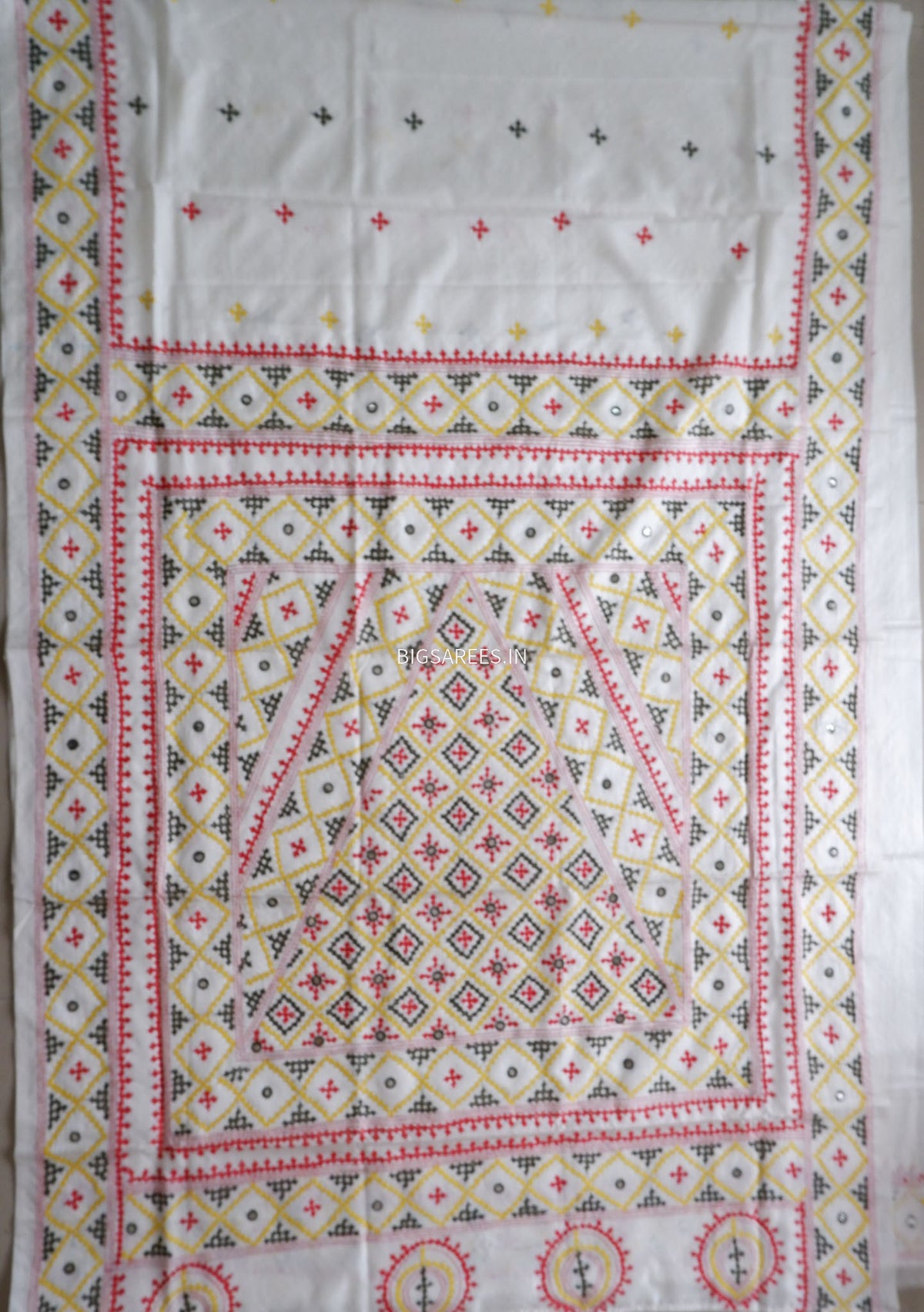 Kutchi/Gujarati Stitch Hand Embroidered Saree | Art Silk | Foil Mirror | White