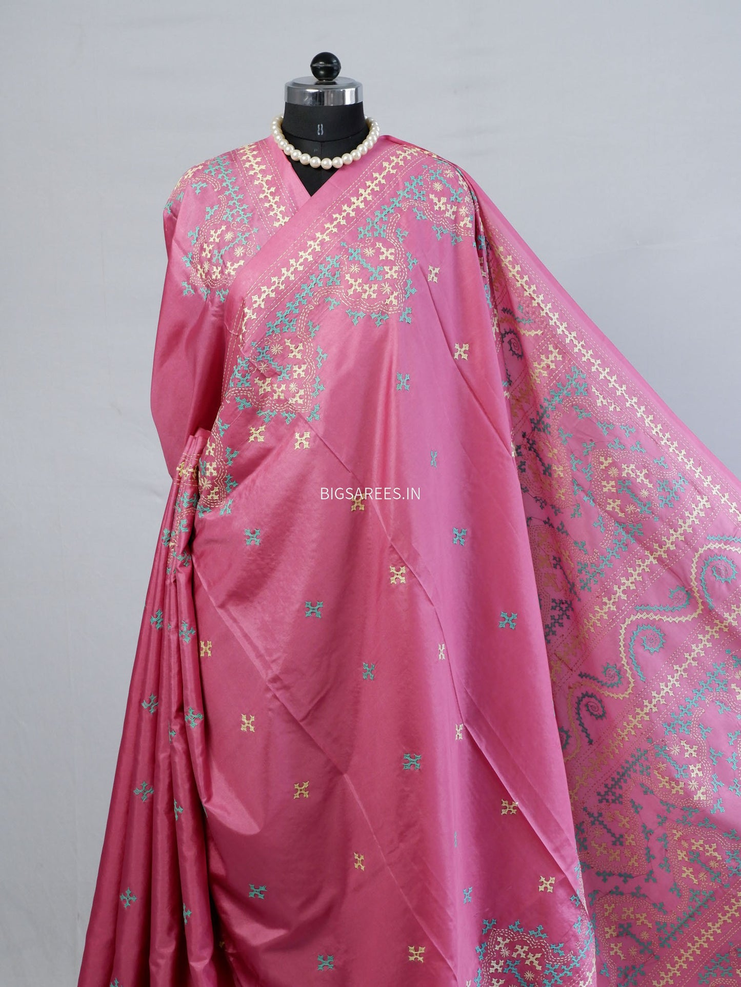 Kutchi/Gujarati Hand Embroidered Saree  | Blended Bangalore Silk / Art Silk | Pink