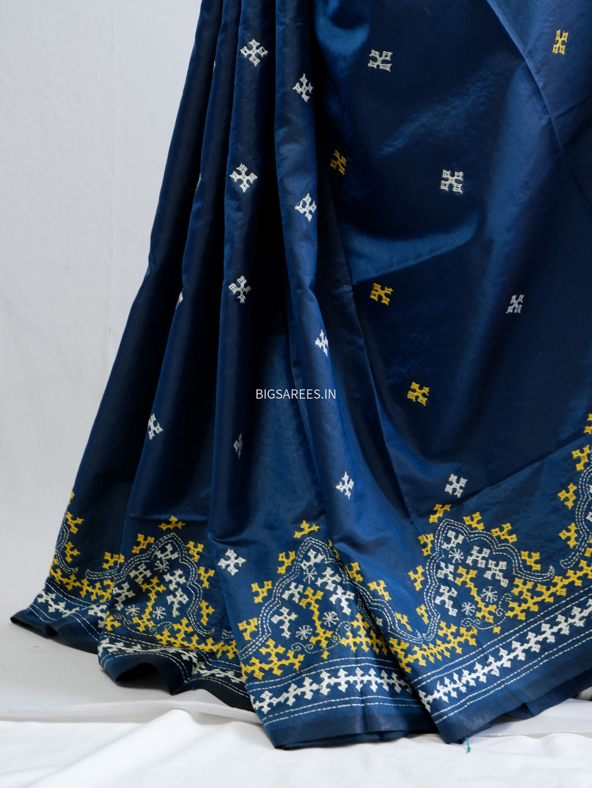 Kutchi/Gujarati Stitch Hand Embroidered Saree | Art Silk | Cobalt blue