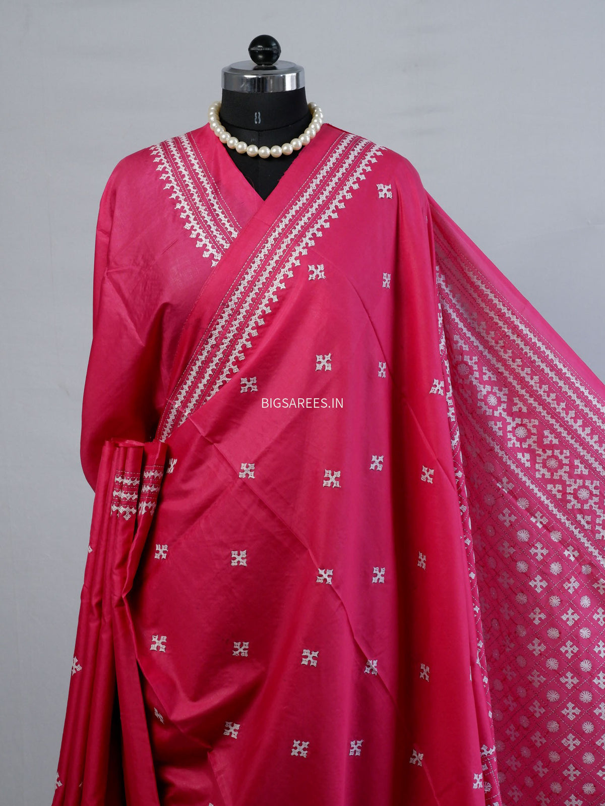 Kutchi/Gujarati Stitch Hand Embroidered Saree | Art Silk | Pink