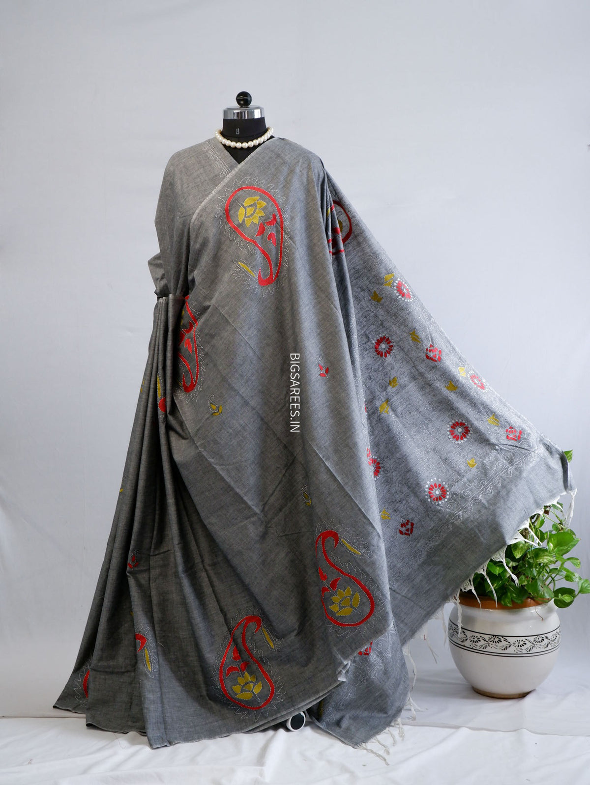 Kantha Stitch Hand-Embroidered Saree | Khadi Cotton | Grey