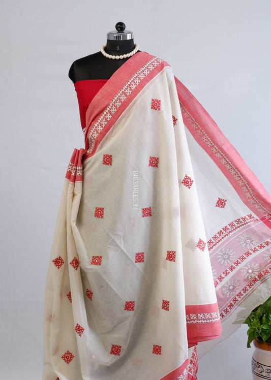 Kutchi Hand-Embroidered Saree with Blouse Piece | Dhonekhali Cotton | White/Red