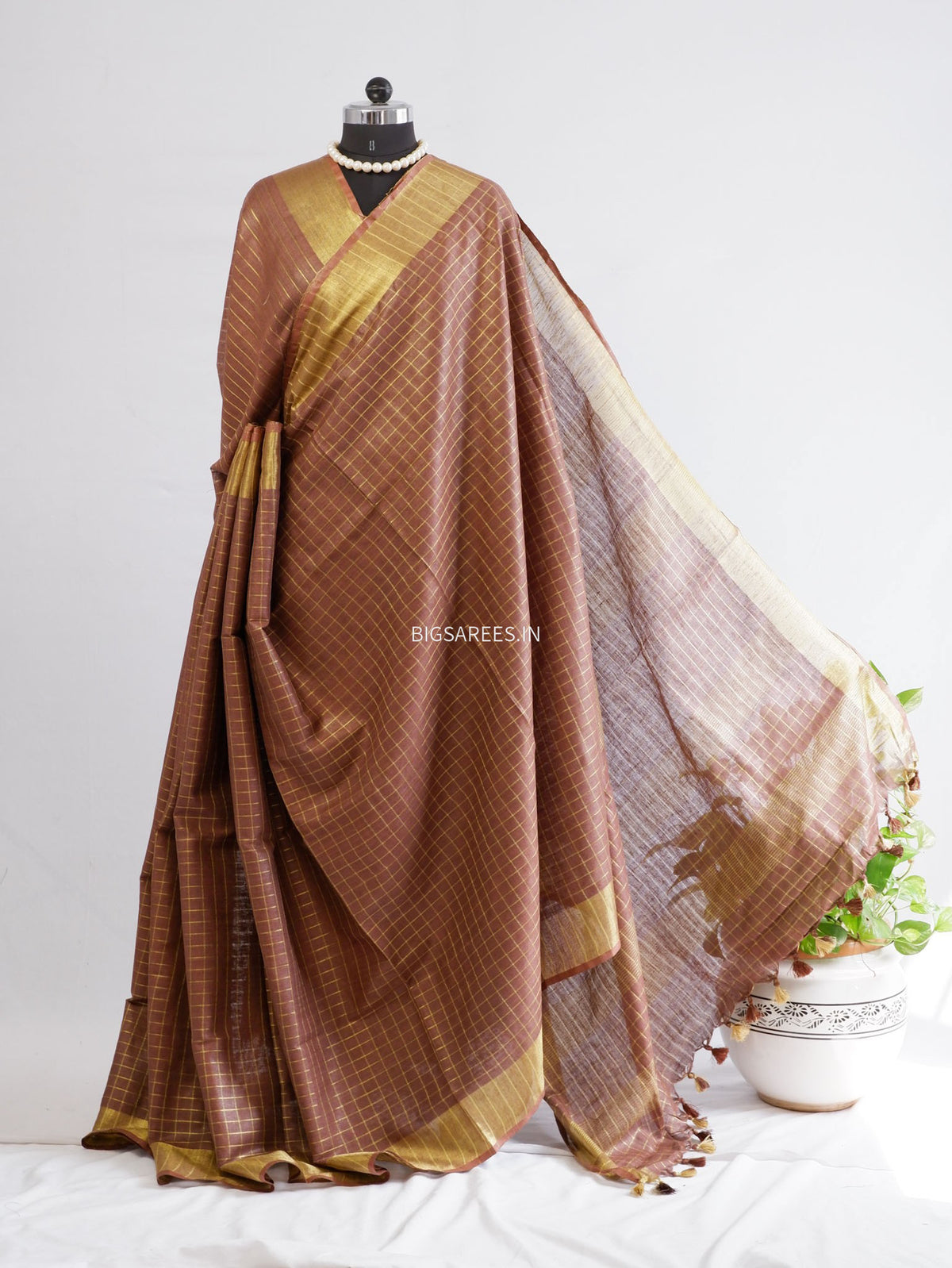 Slub Linen Saree with Blouse | Brown