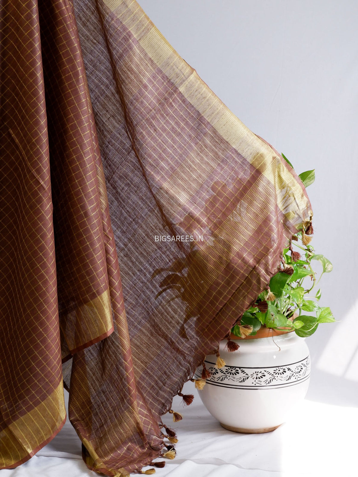 Slub Linen Saree with Blouse | Brown