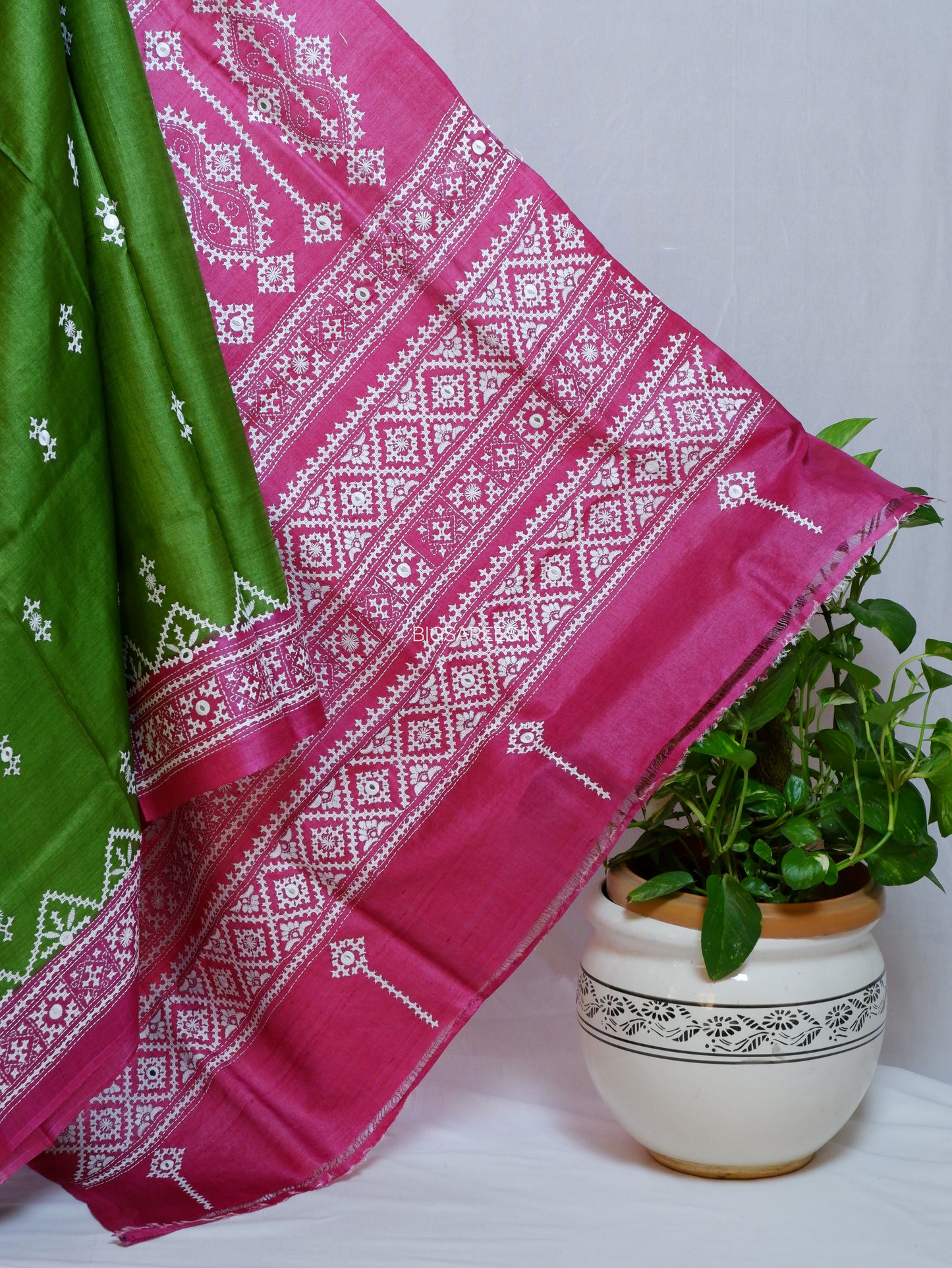 Kutchi Hand Embroidered Saree | Gachi Tassar Silk | Silk Marked | Hot Pink/Green