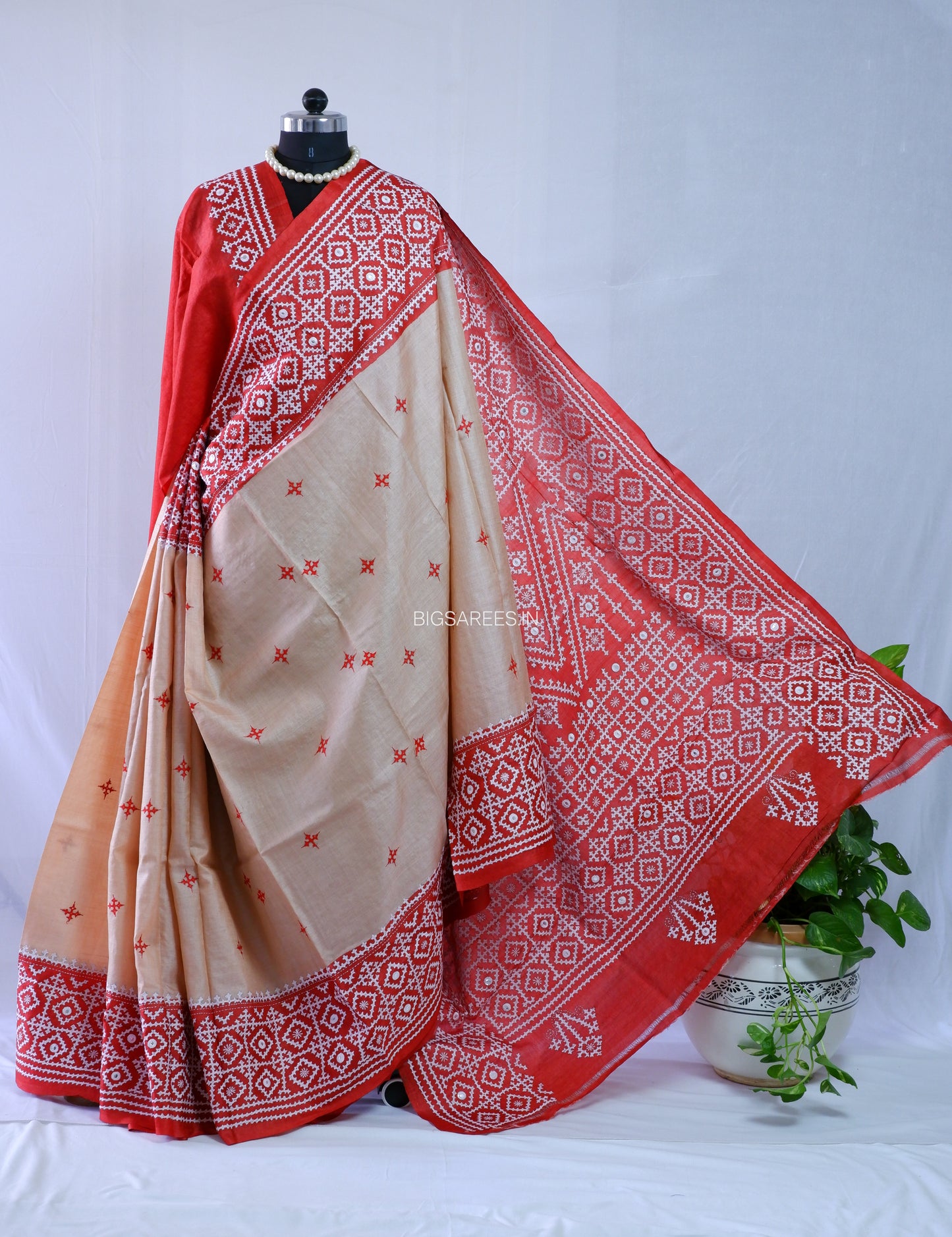 Kutchi Hand Embroidered Saree | Gachi Tassar Silk | Silk Marked | Red/Beige