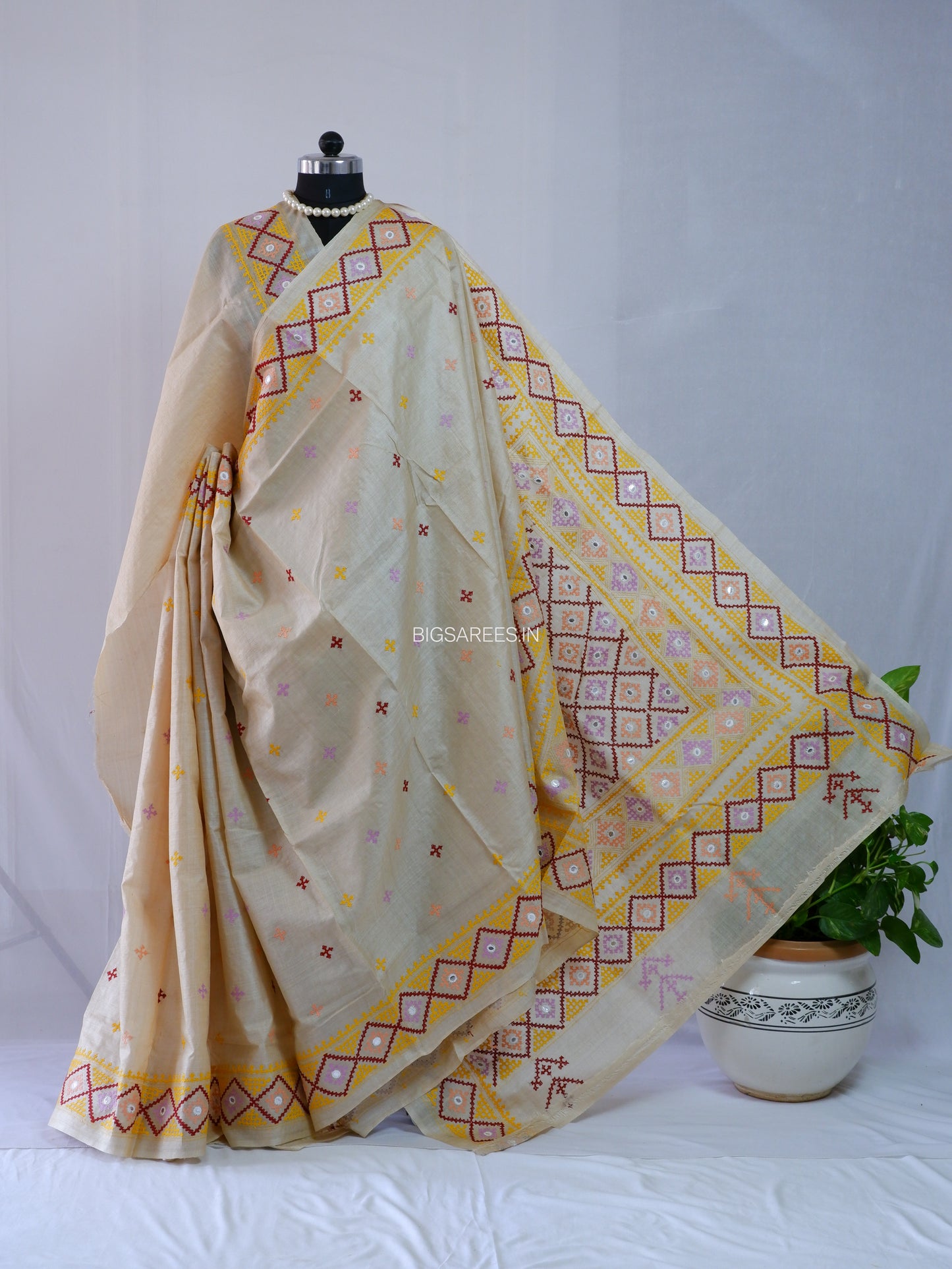 Kutchi Hand Embroidered Saree | Gachi Tassar Silk | Silk Marked | Off White