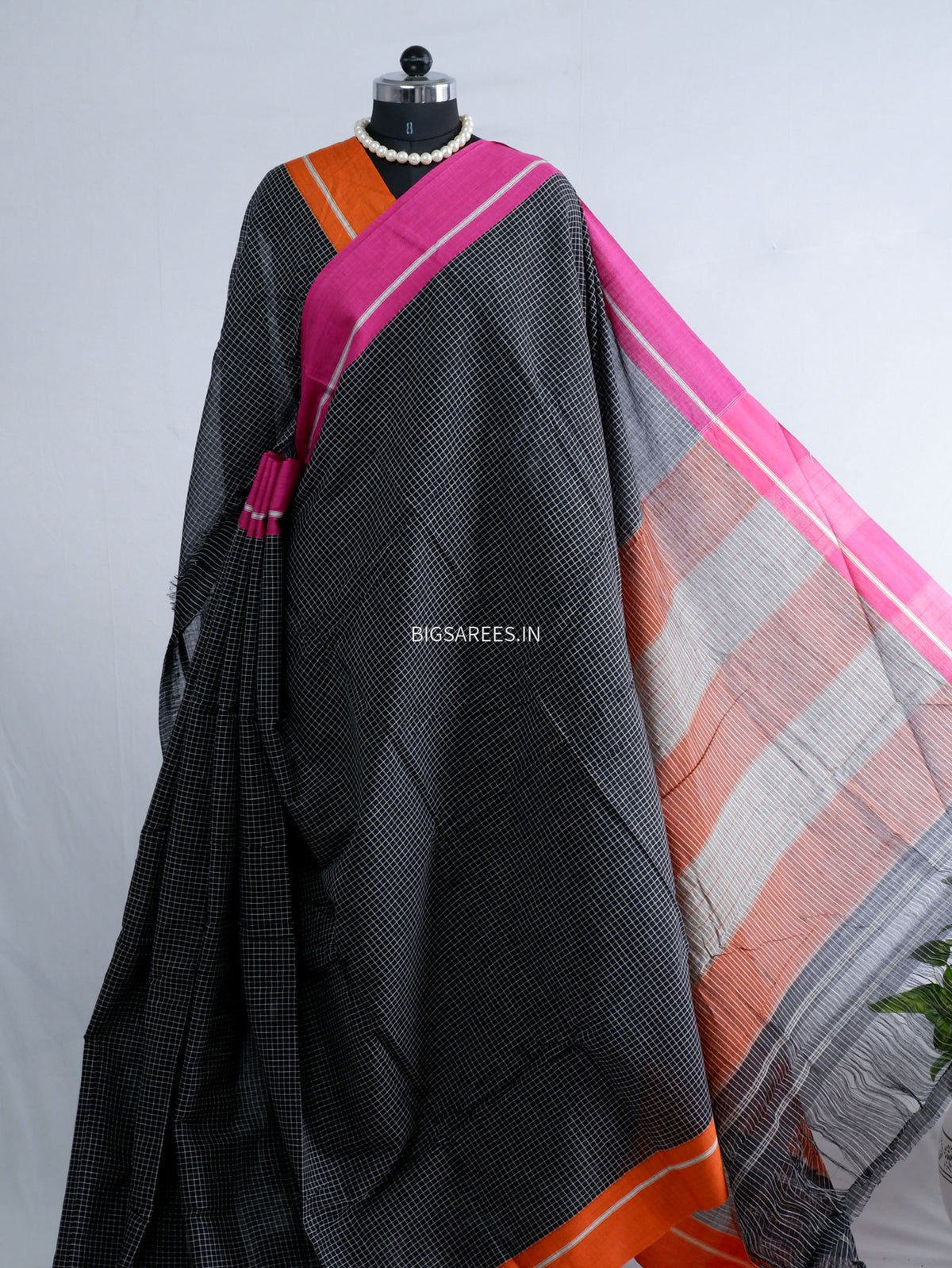 Ilkal Handwoven Cotton Saree | Handloom Marked | Black