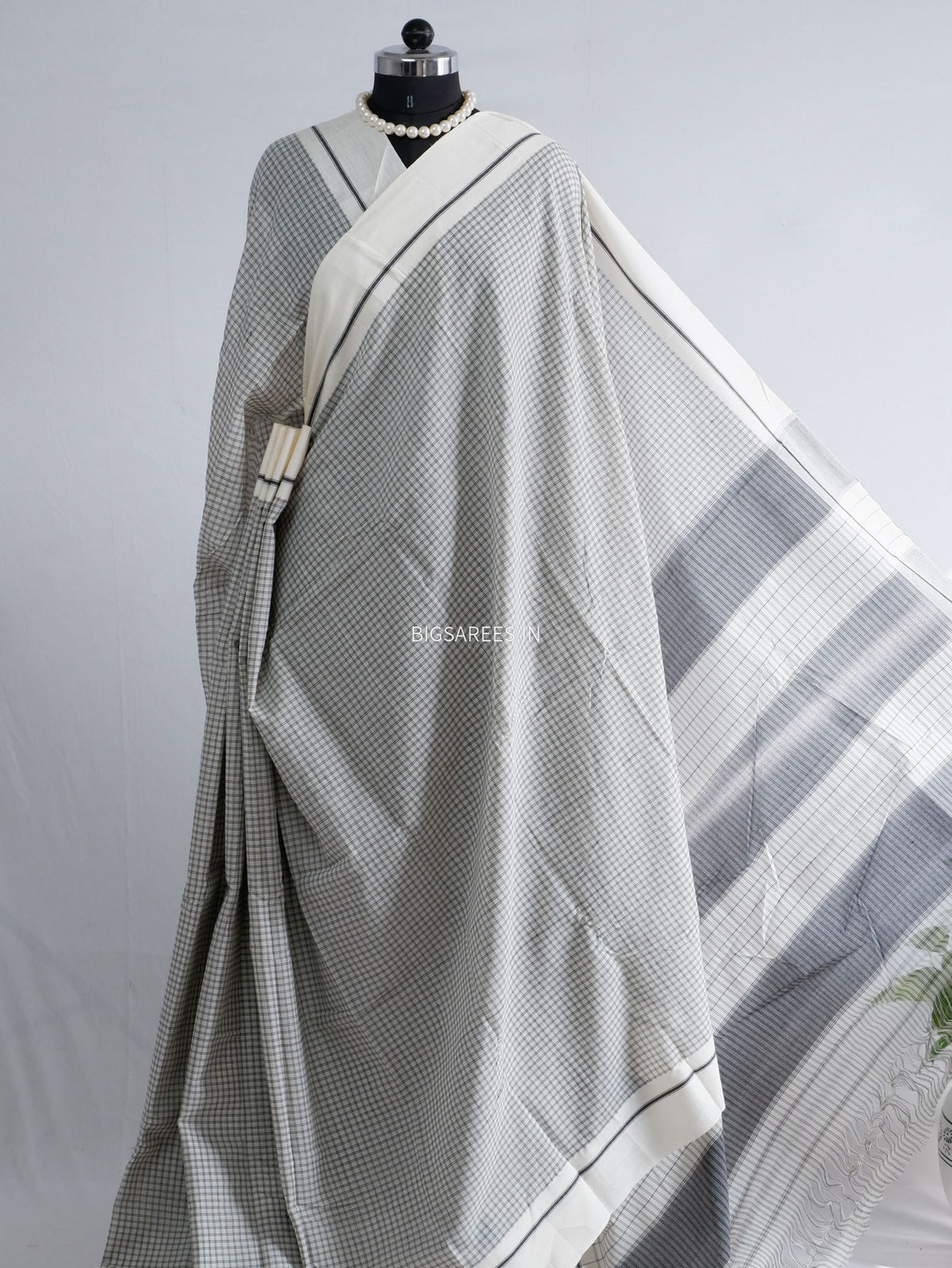 Ilkal Handwoven Cotton Saree | Handloom Marked | White