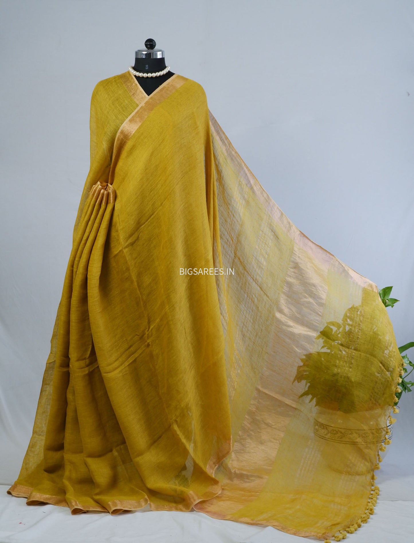 Pure Jayshree Linen Saree | Plain | Muted Yellow