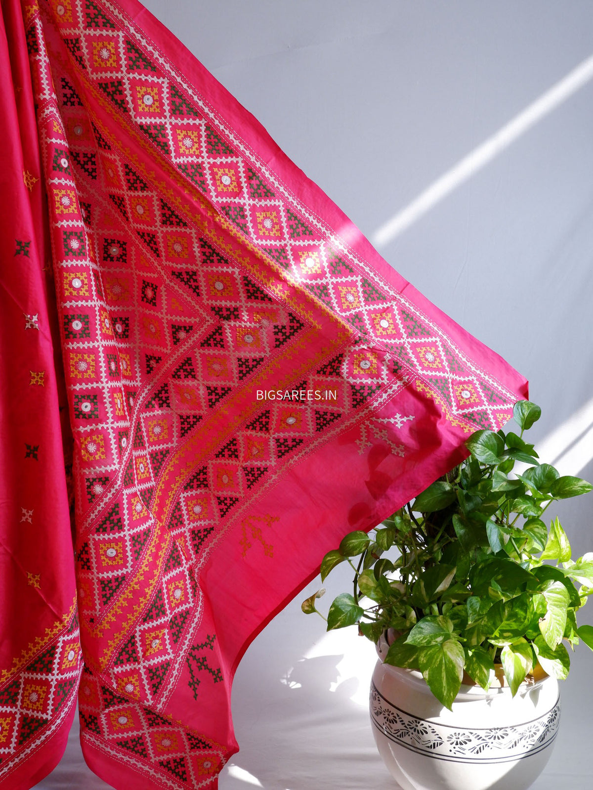 Kutch Hand Embroidered Saree| Pure Bangalore Silk | Silk Marked | Dark Carrot Pink