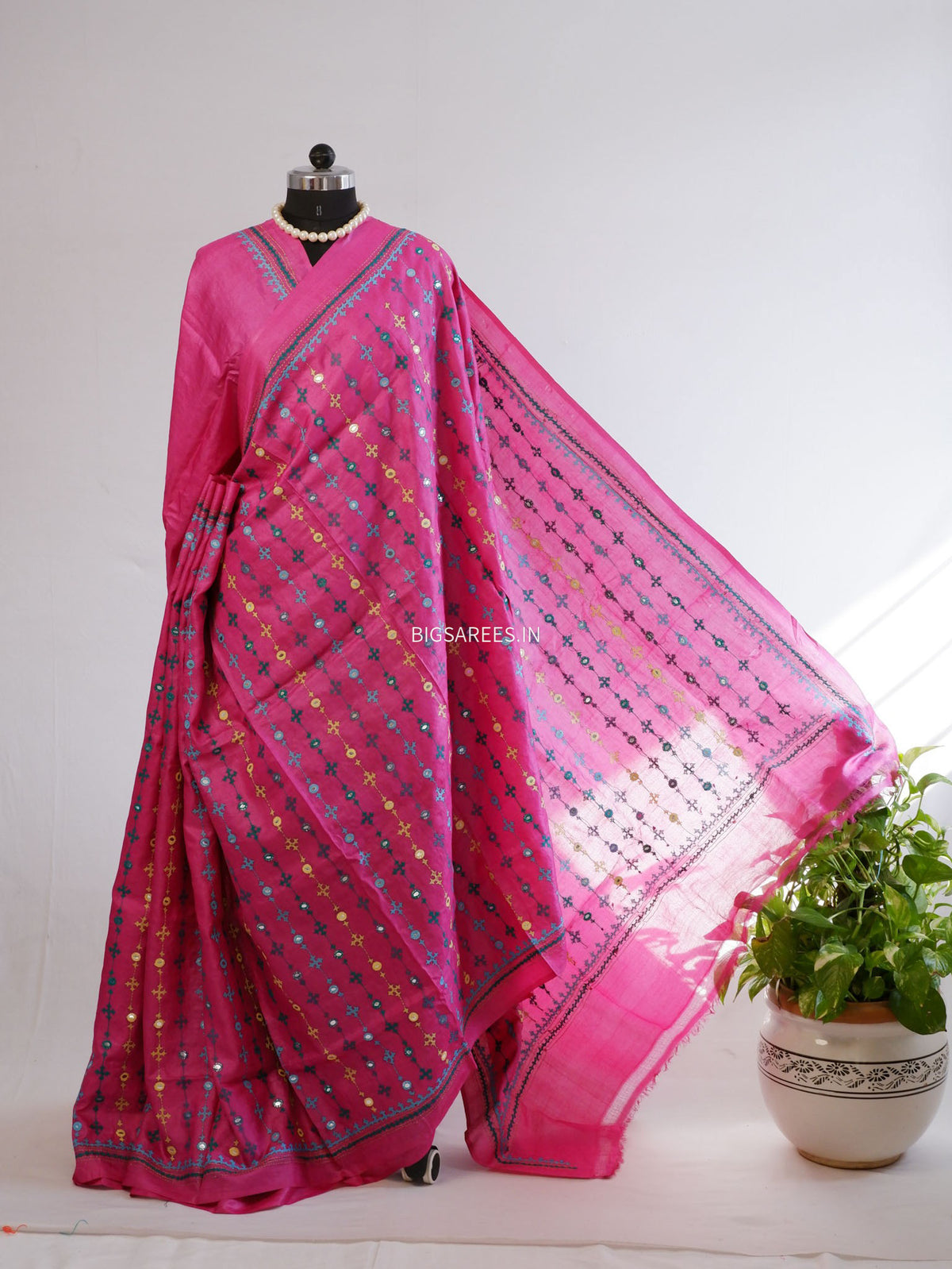Kutchi Hand Embroidered Saree | Pure Gachi by Gachi Tassar Silk | Silk Marked | Pink