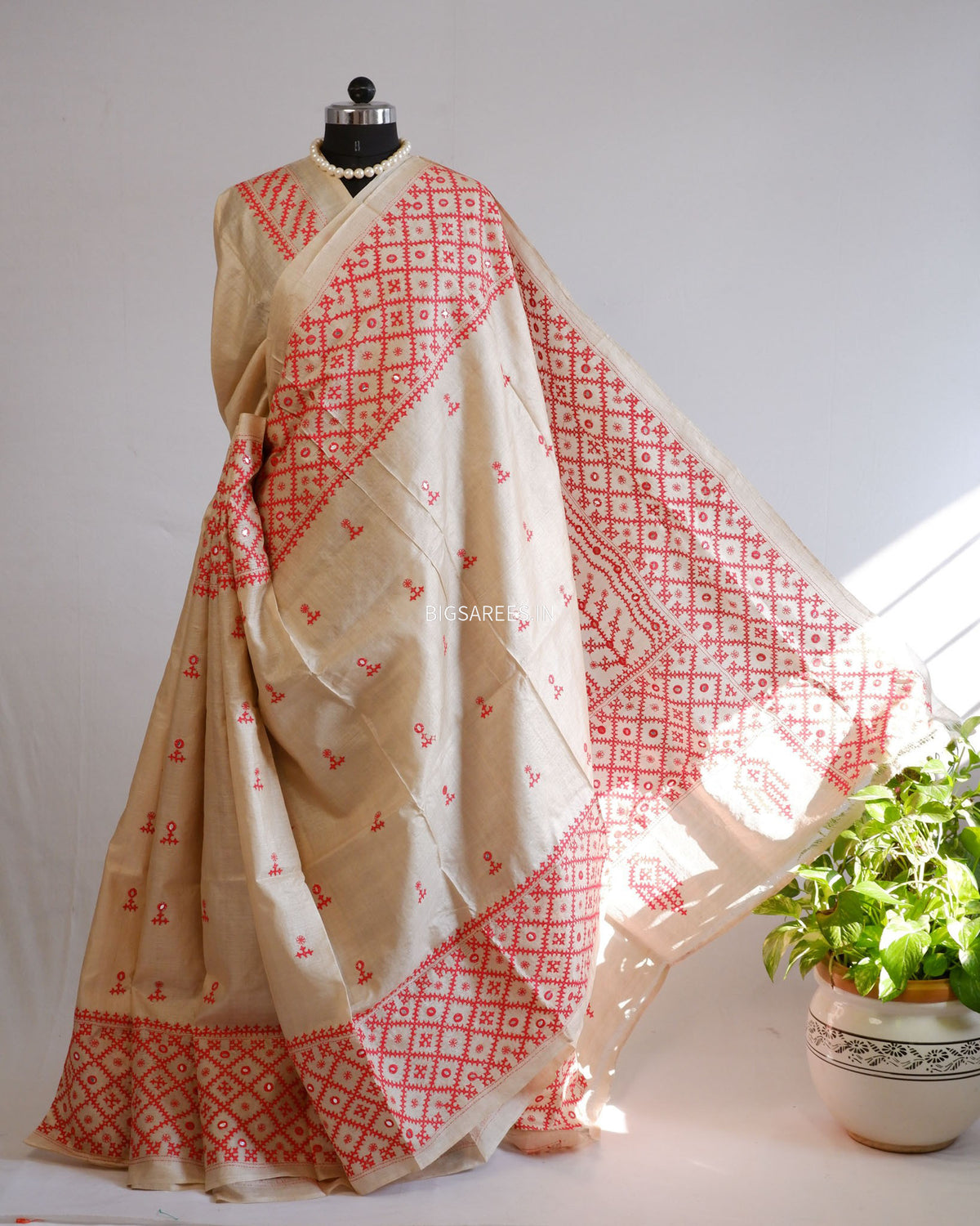 Kutchi Hand Embroidered Saree | Pure Gachi by Gachi Tassar Silk | Silk Marked | Off- White