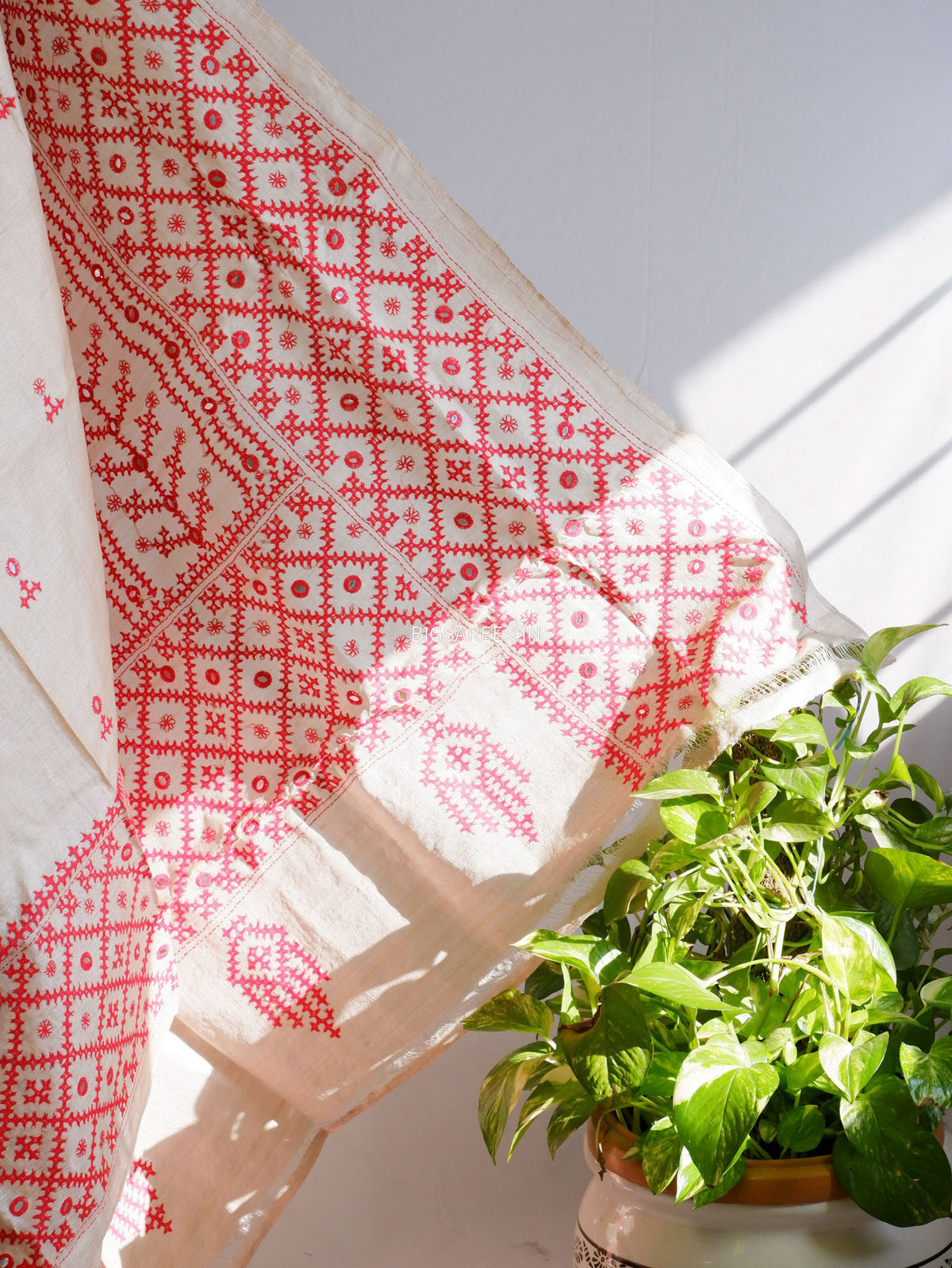 Kutchi Hand Embroidered Saree | Pure Gachi by Gachi Tassar Silk | Silk Marked | Off- White