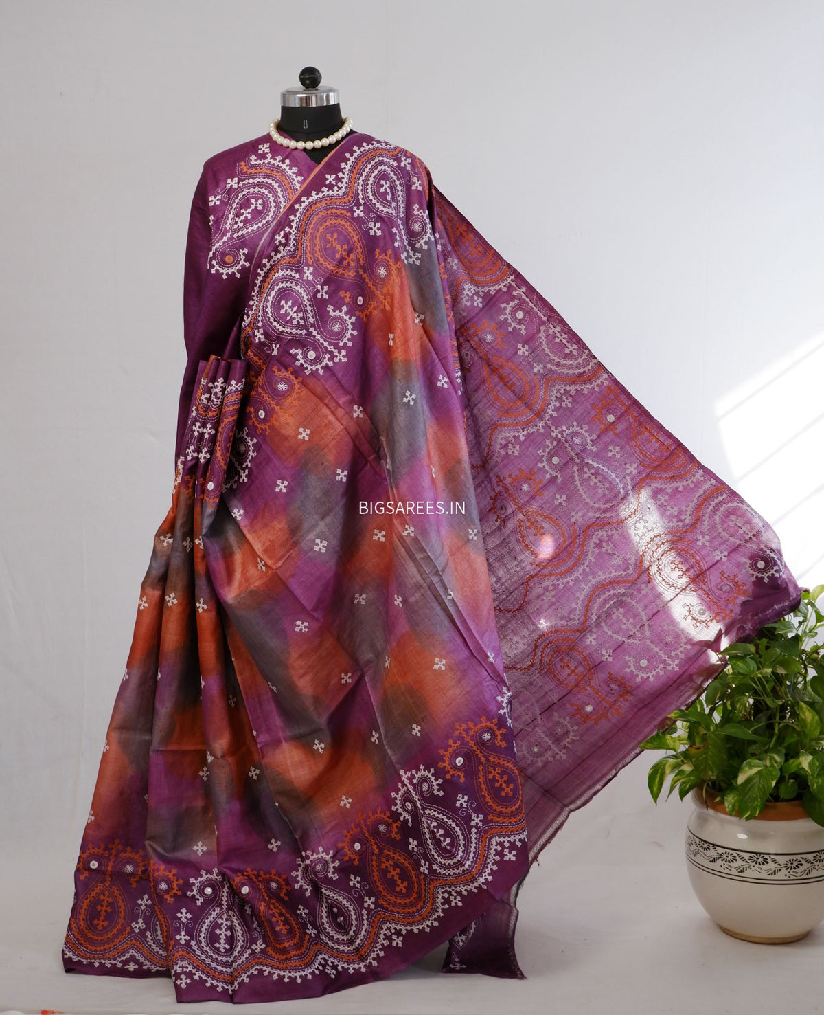 Kutchi Hand Embroidered Saree | Tassar Silk | Silk Marked | Deep Lavendar