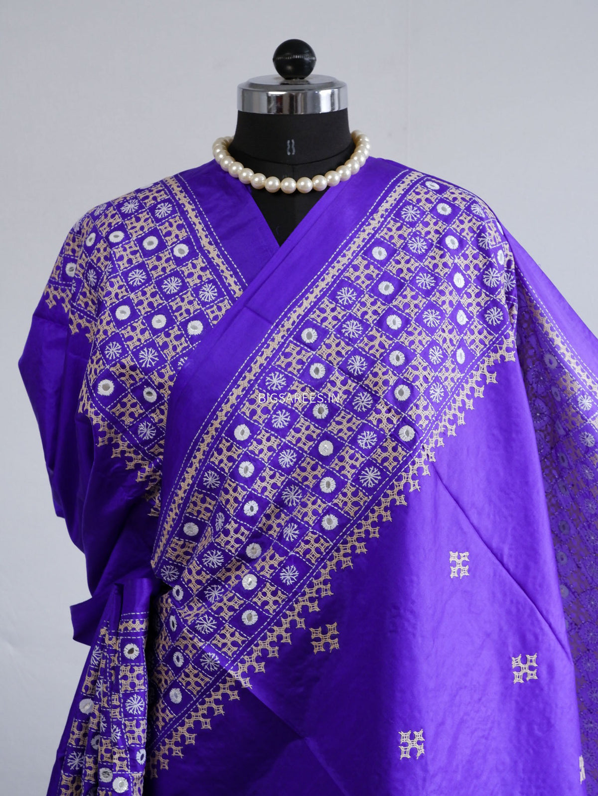 Kutch Hand Embroidered Saree| Pure Bangalore Silk | Silk Marked | Purple