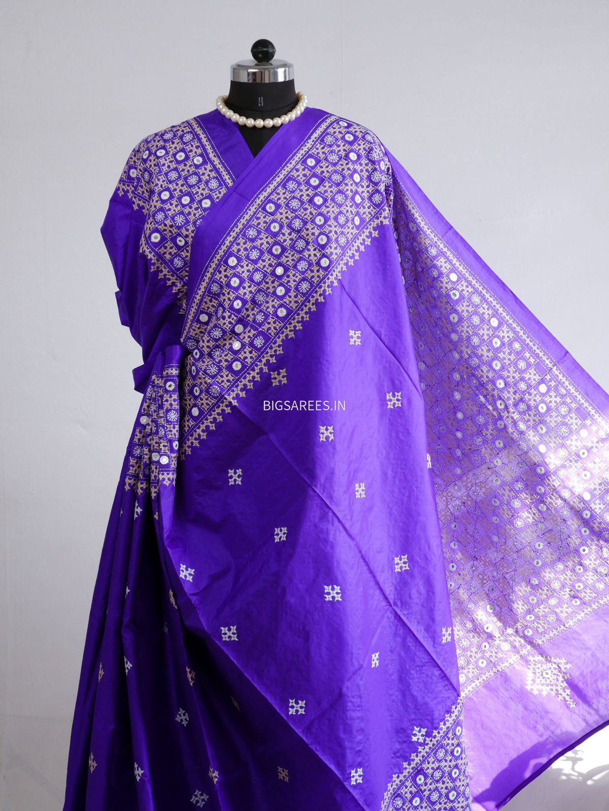 Kutch Hand Embroidered Saree| Pure Bangalore Silk | Silk Marked | Purple