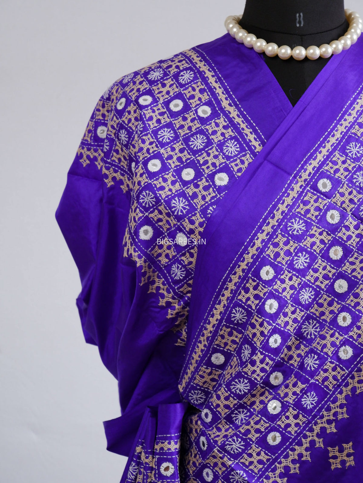 Kutch Hand Embroidered Saree| Pure Bangalore Silk | Silk Marked | Purple