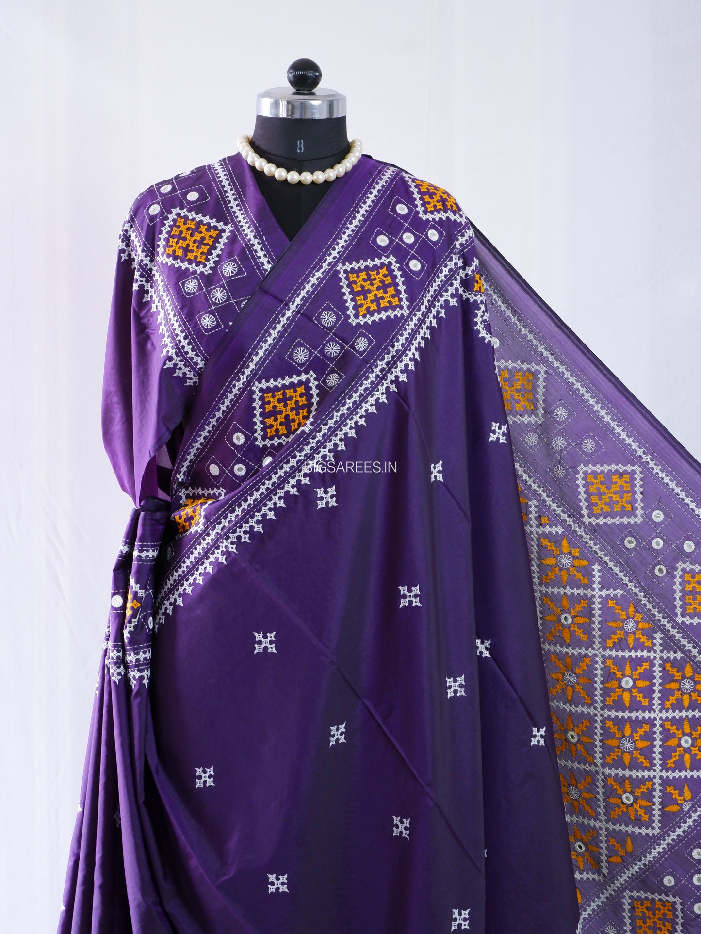 Kutchi/Gujarati Stitch Hand Embroidered Saree | Art Silk | Foil Mirror | Purple