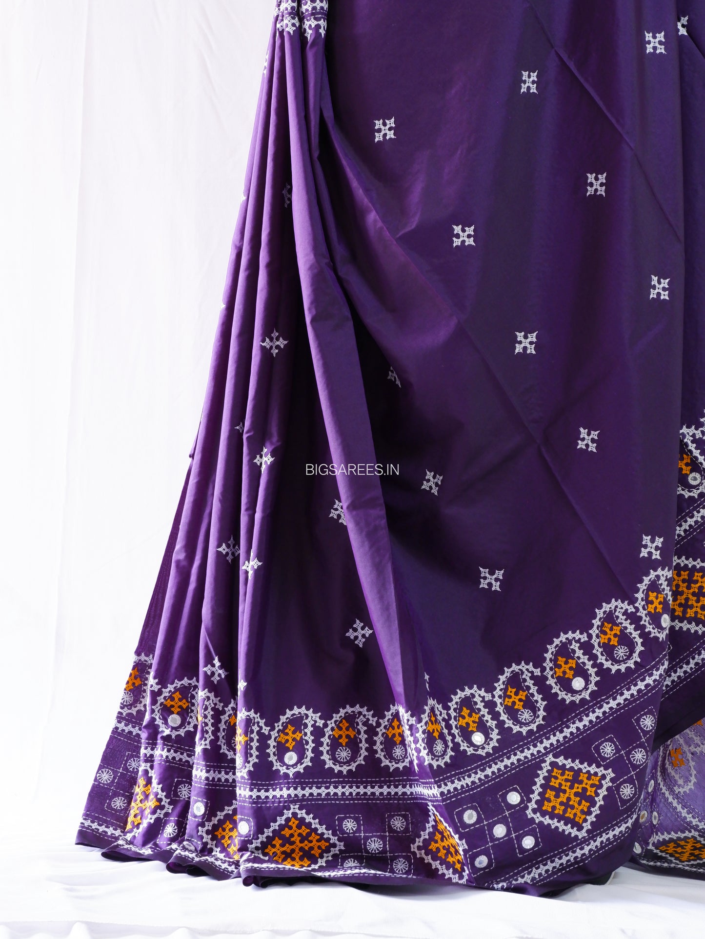 Kutchi/Gujarati Stitch Hand Embroidered Saree | Art Silk | Foil Mirror | Purple