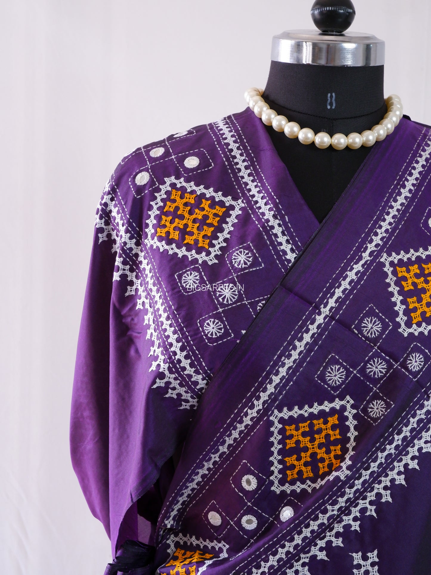 Kutchi/Gujarati Stitch Hand Embroidered Saree | Art Silk | Foil Mirror | Purple