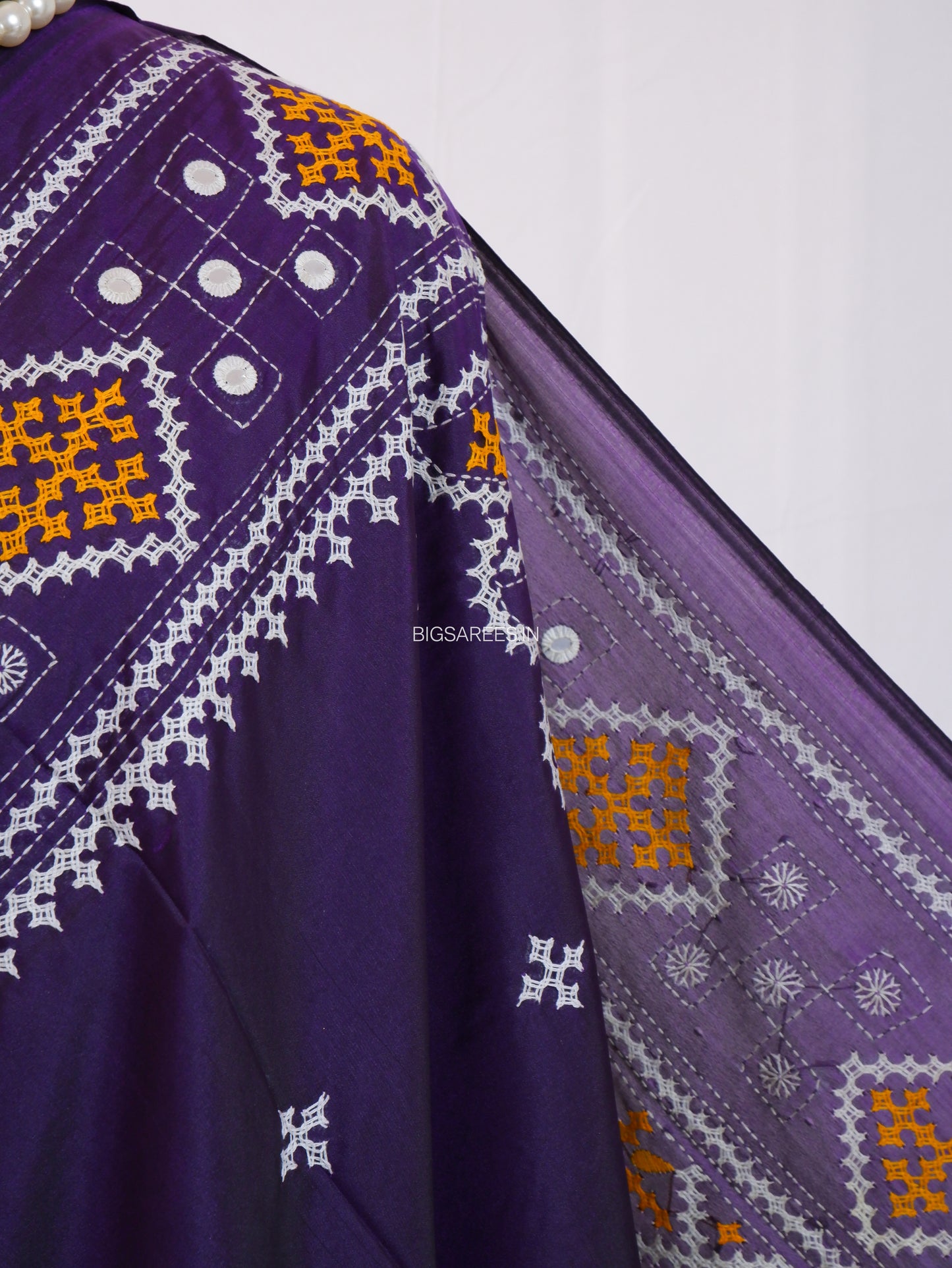 Kutchi/Gujarati Stitch Hand Embroidered Saree | Art Silk | Foil Mirror | Purple