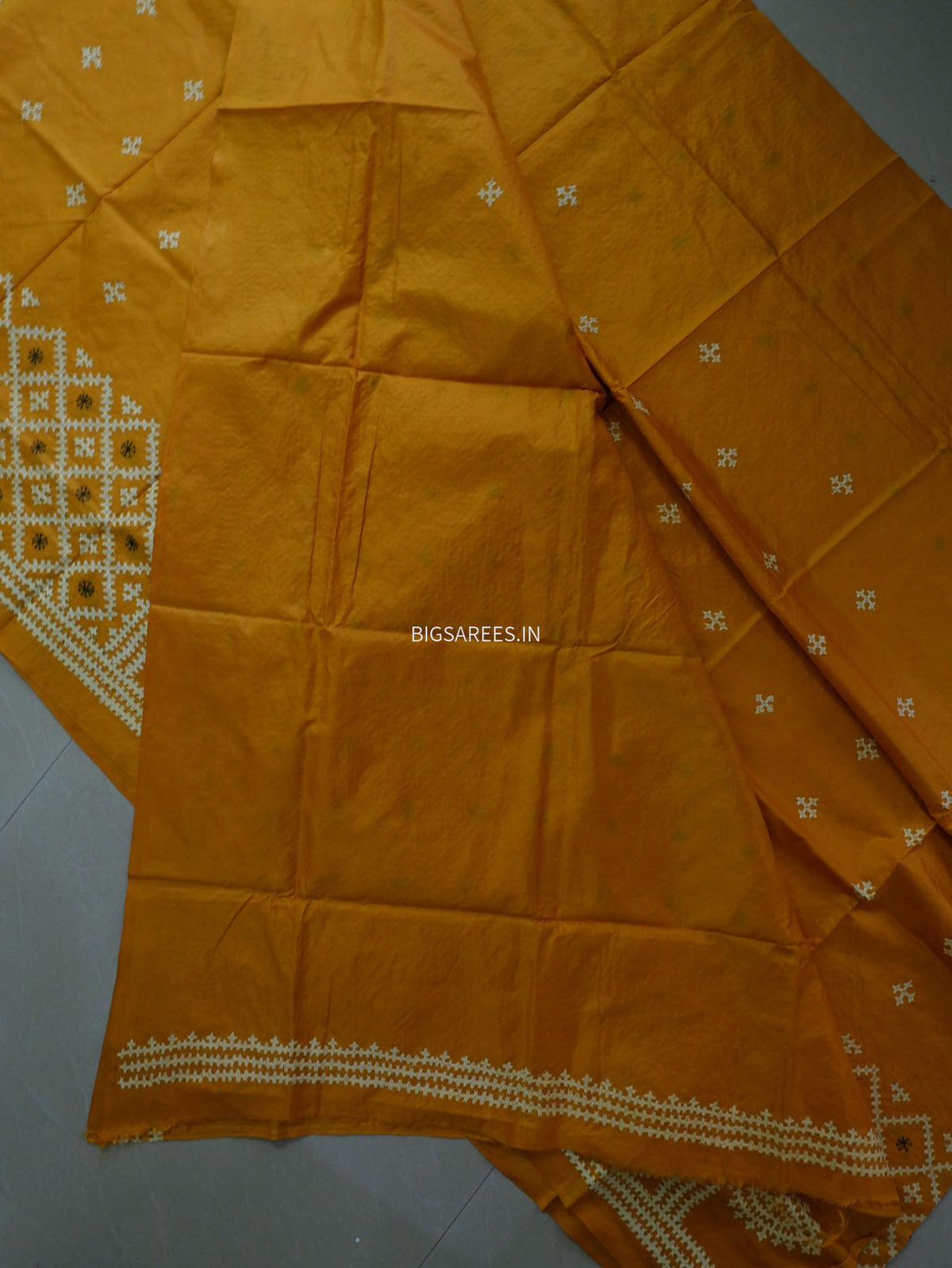 Kutch Hand Embroidered Saree| Pure Bangalore Silk | Silk Marked | Muted Yellow