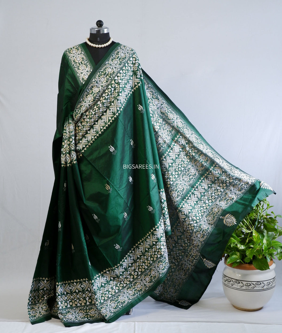 Kantha - Stitch Hand Embroidered Saree | Pure Bangalore Silk | Green