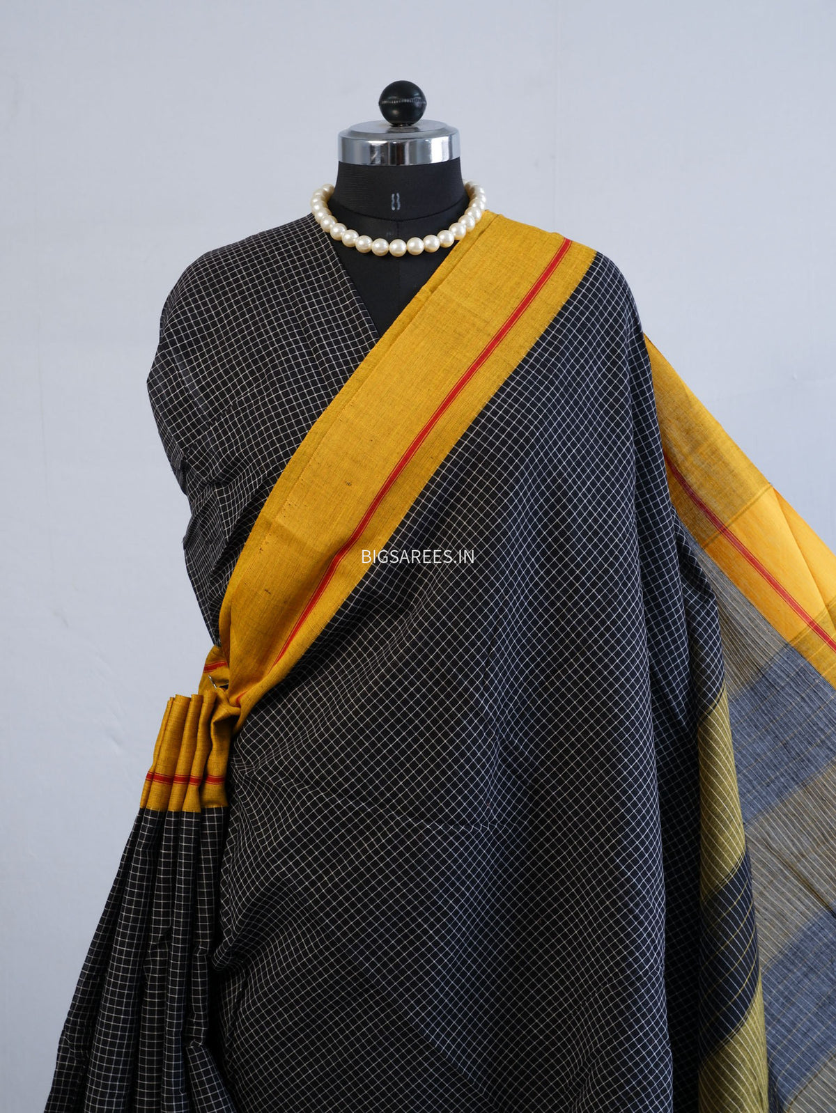 Ilkal Handwoven Cotton Saree | Handloom Marked | Black