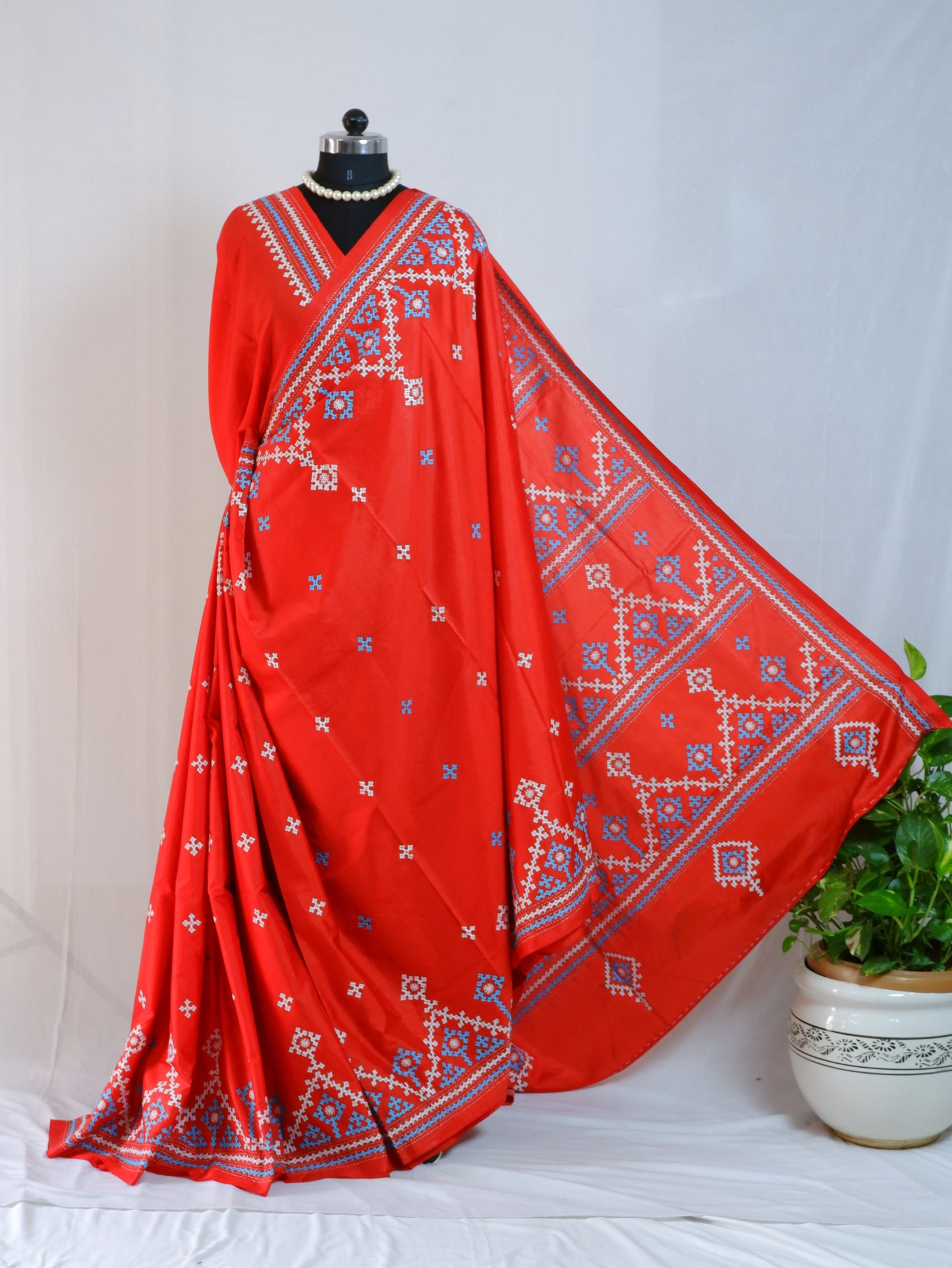 Kutchi/Gujarati Hand Embroidered Saree  | Blended Bangalore Silk / Art Silk | Red