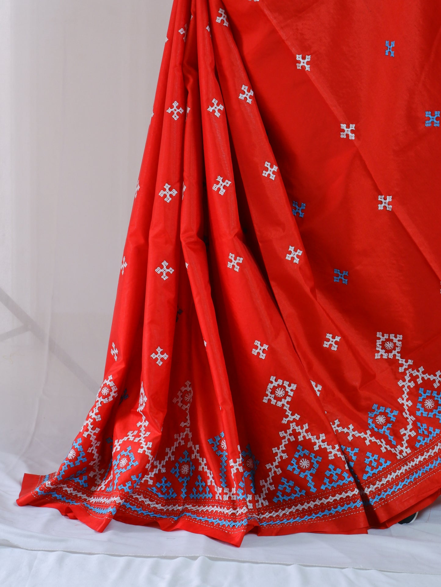 Kutchi/Gujarati Hand Embroidered Saree  | Blended Bangalore Silk / Art Silk | Red