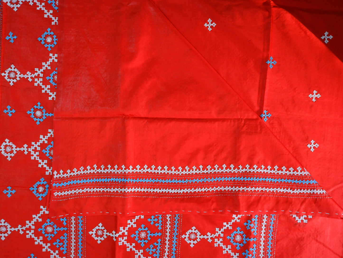 Kutchi/Gujarati Hand Embroidered Saree  | Blended Bangalore Silk / Art Silk | Red