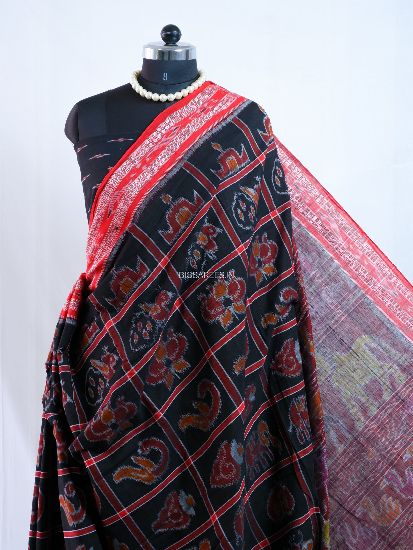 Sambalpuri Ikat Handwoven Saree | Cotton | Black