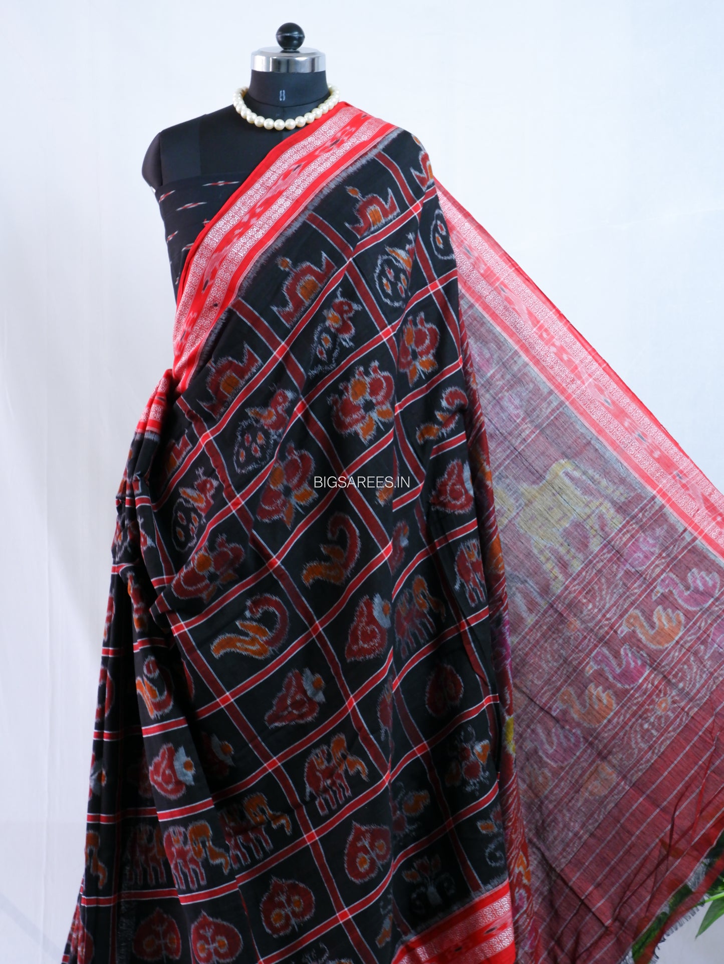 Sambalpuri Ikat Handwoven Saree | Cotton | Black