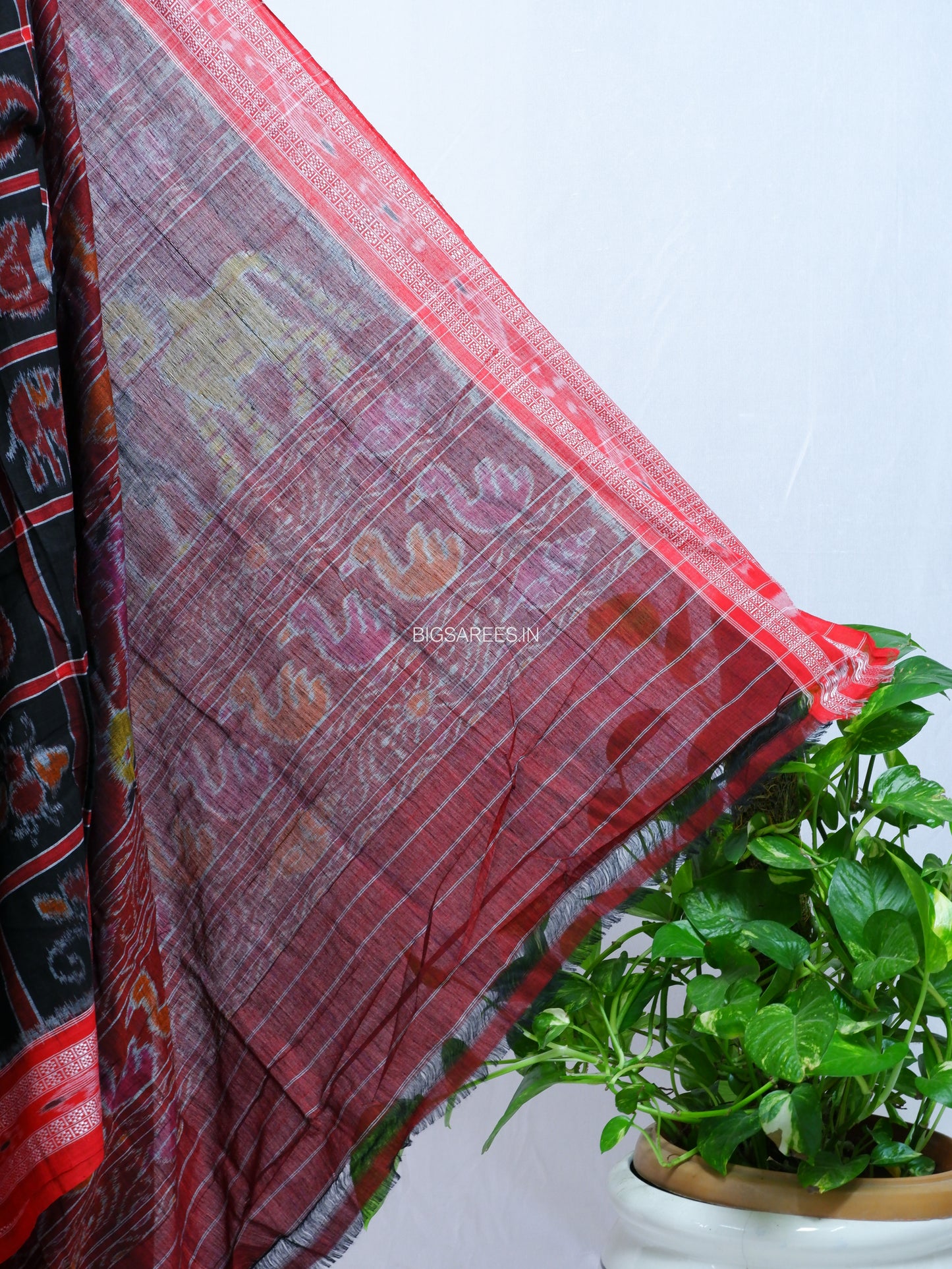 Sambalpuri Ikat Handwoven Saree | Cotton | Black