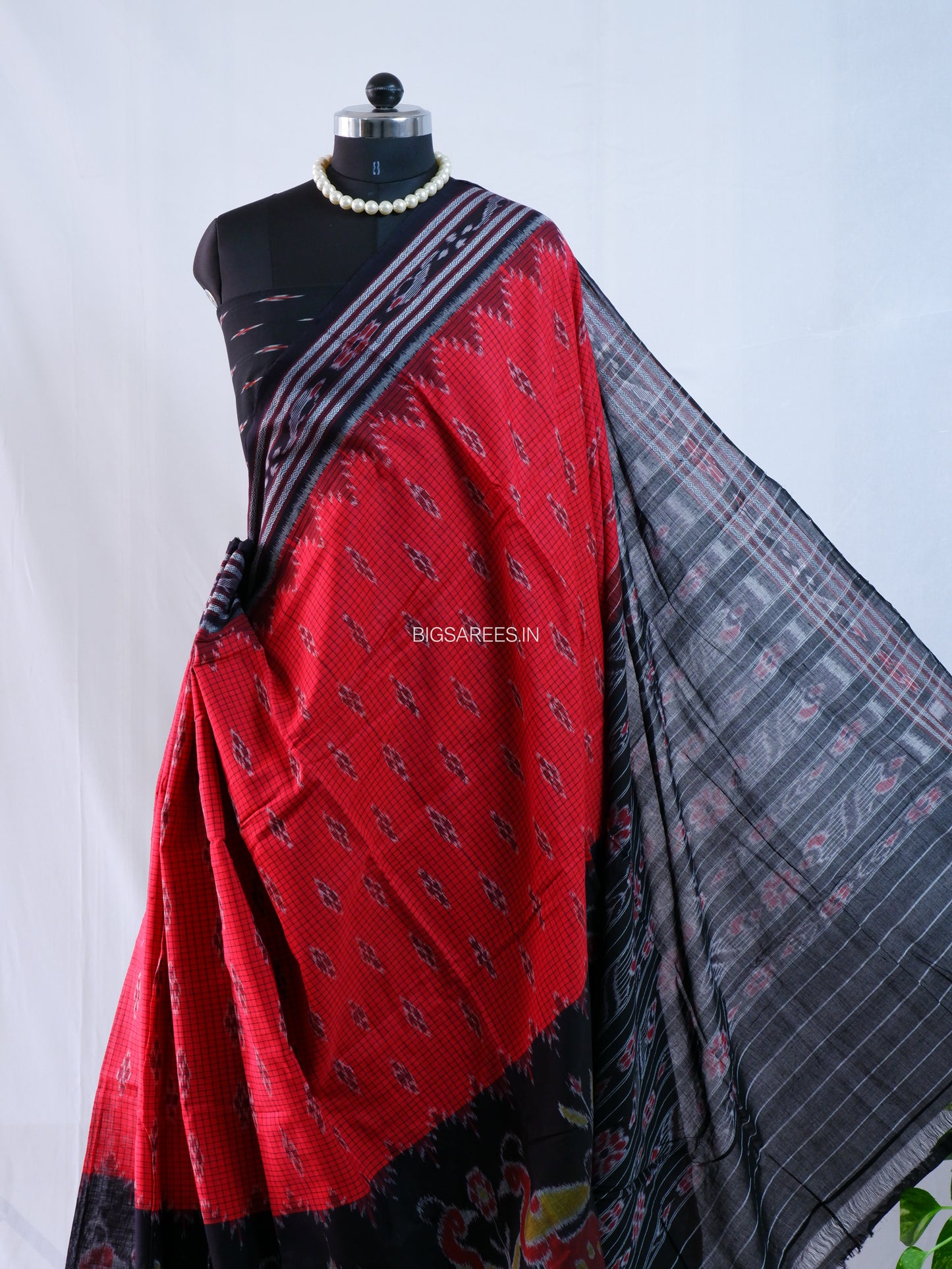 Sambalpuri Ikat Handwoven Saree | Cotton | Red
