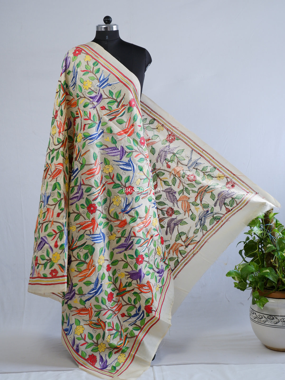 Kantha Hand-Embroidered Dupatta | Semi Tussar Silk | Full Work | Off-White