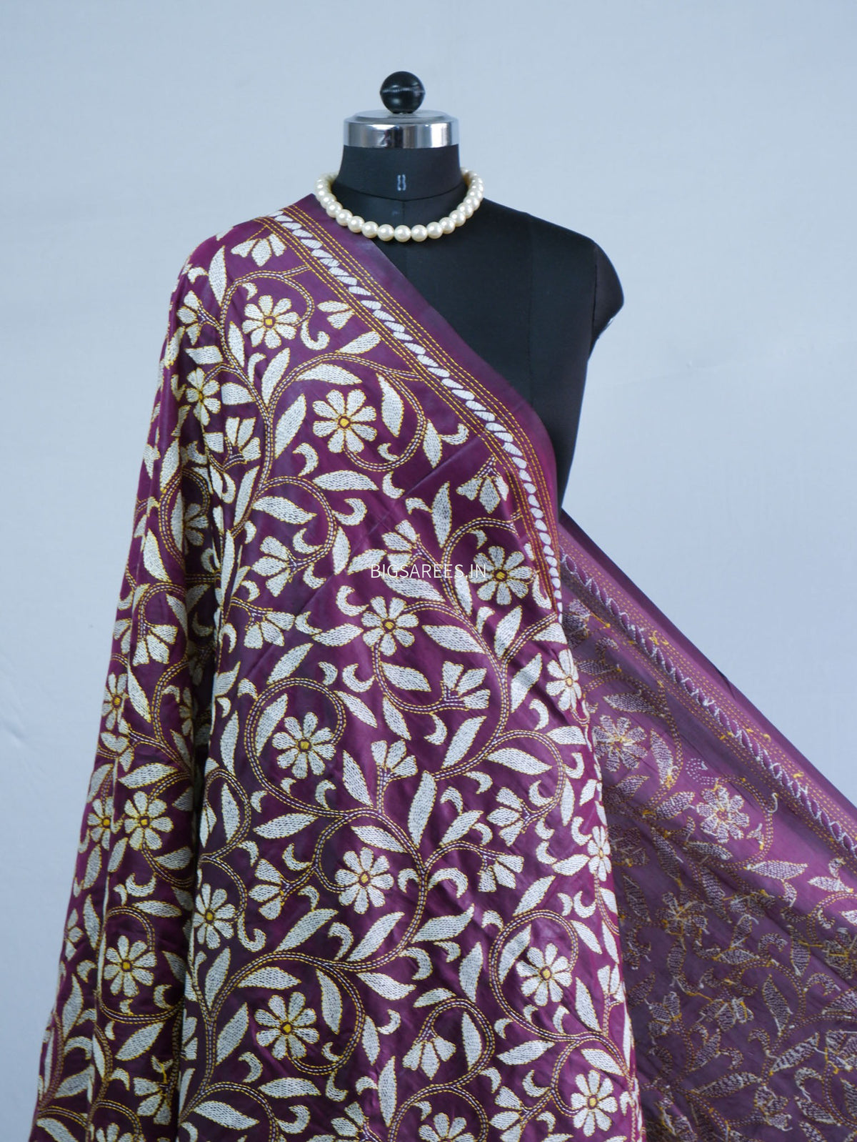 Kantha Hand-Embroidered Dupatta | Blended Bangalore Silk | Purple