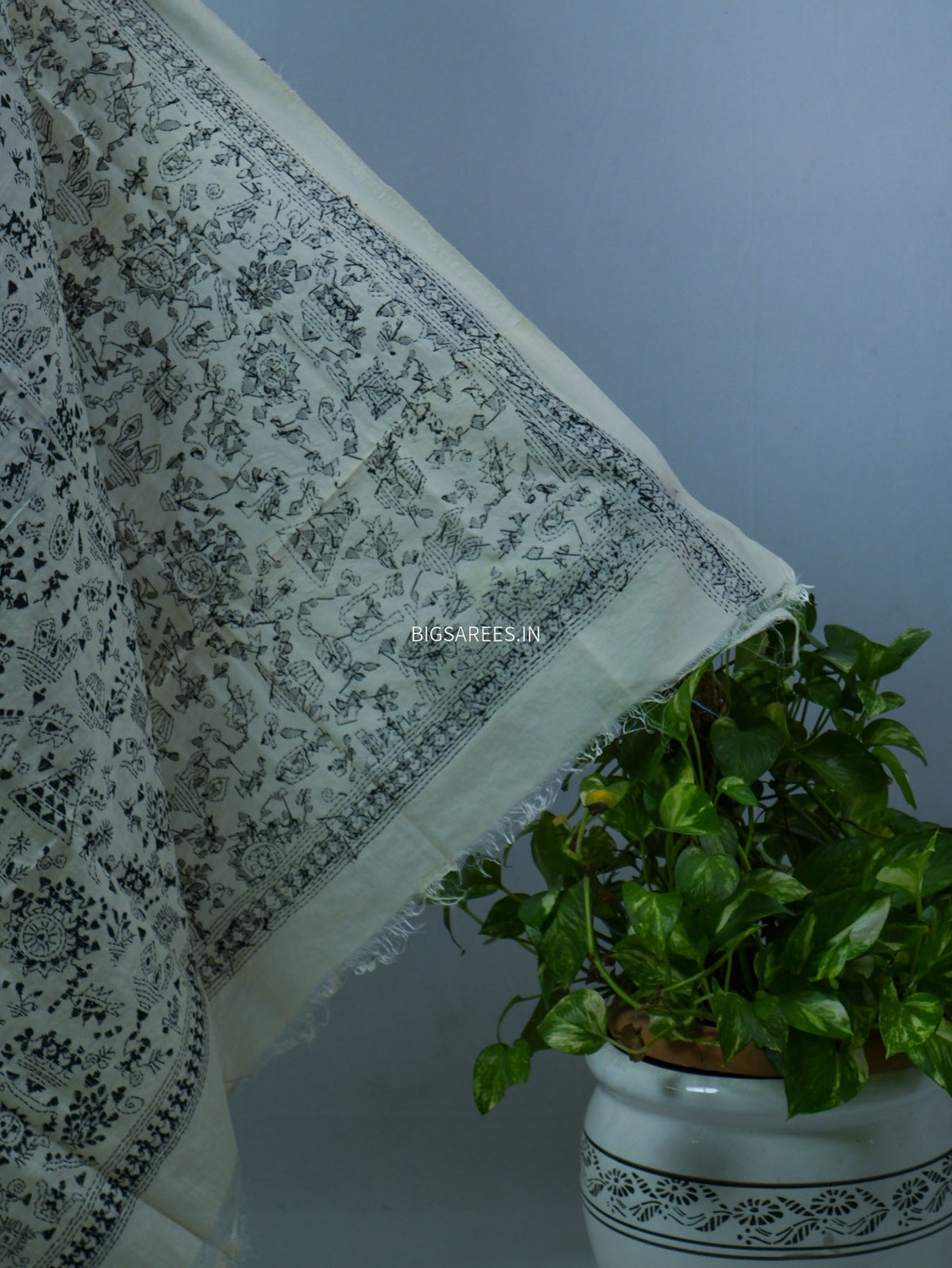 Kantha Hand-Embroidered Dupatta | Semi Tussar Silk | White